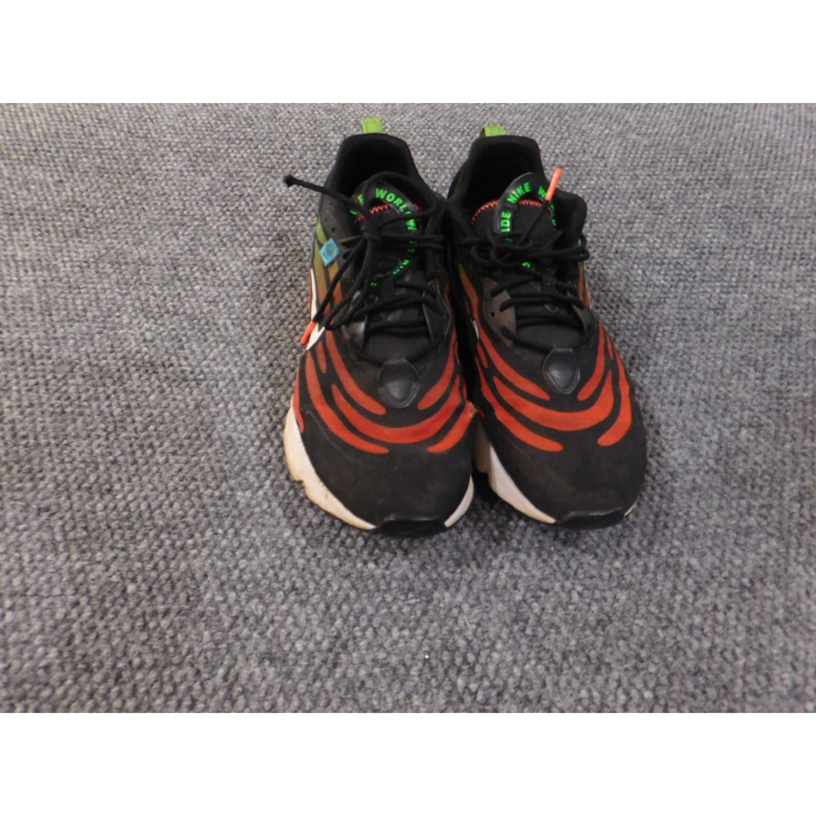 Nike Nike Sneakers Mens 11.5 Black Red Mid Top Classic Basketball Nike Classics Mens Shoes 11.5 Red Classic Sneakers Mens Size US L / EU 52-54 / 3 - 3 Thumbnail