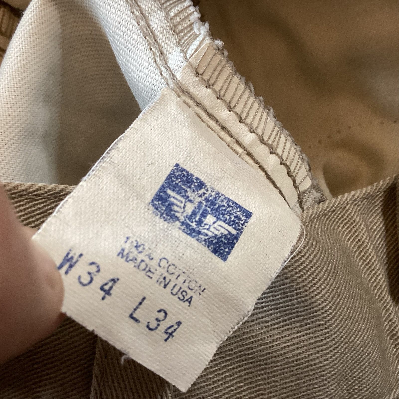 Dockers Vintage Dockers Khakis, Pleated, Relaxed Fit Size US 34 / EU 50 - 6 Thumbnail
