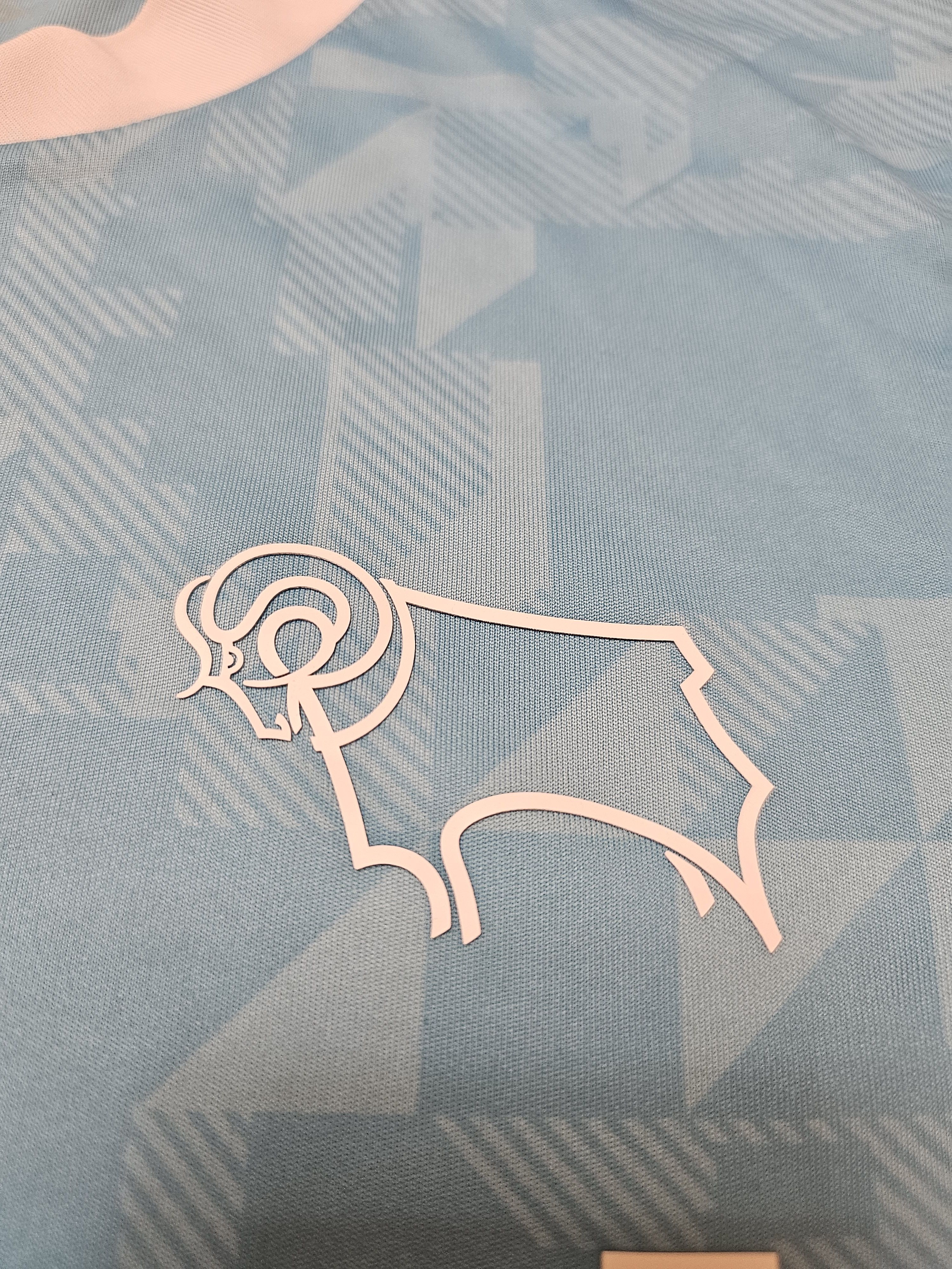 Umbro DERBY COUNTY 2021 2022 AWAY FOOTBALL SHIRT SOCCER JERSEY Size US L / EU 52-54 / 3 - 4 Thumbnail