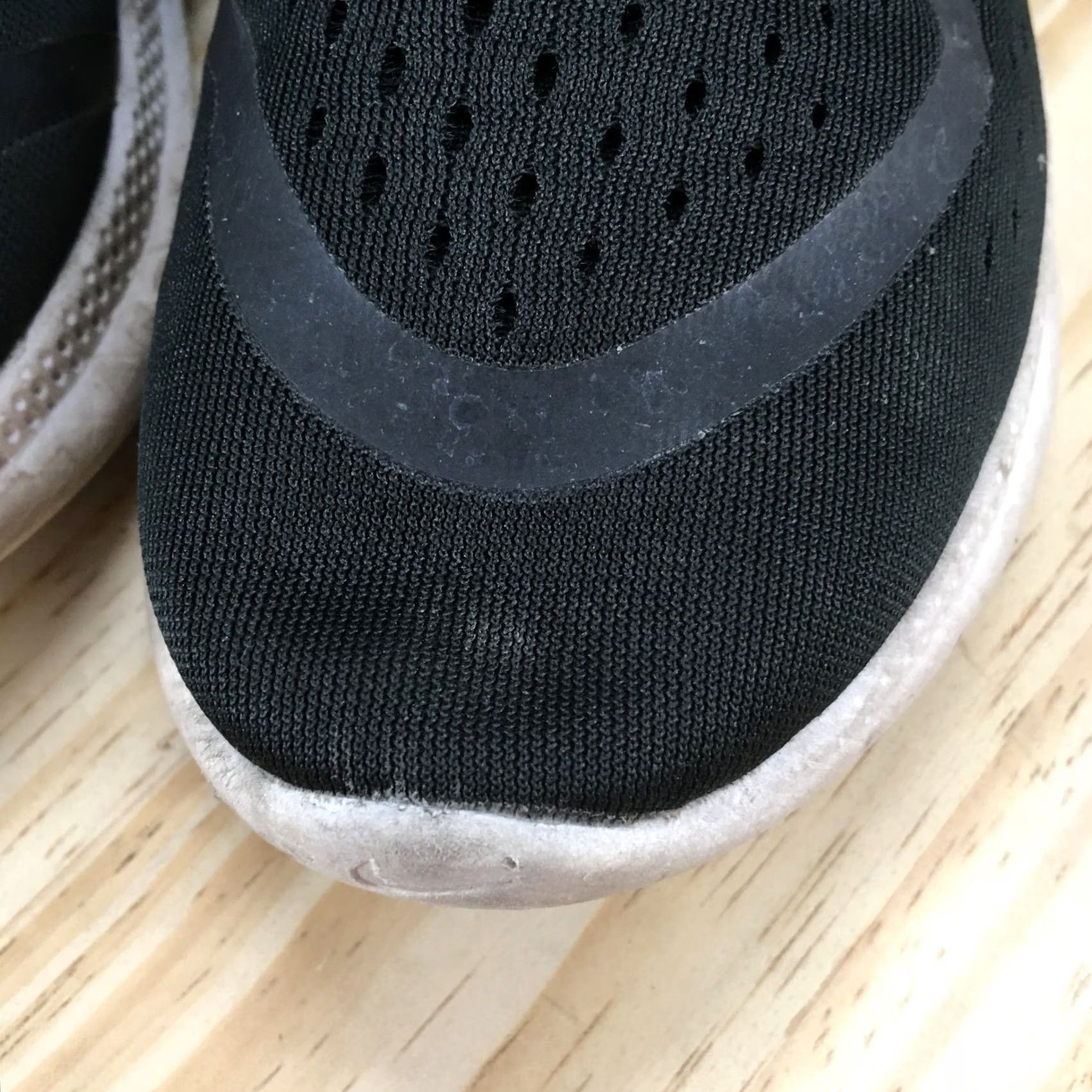 Nike Nike Joyride Dual Run Sneakers Womens 9.5 Black White Lace Up Low Top Shoe Size L / US 10 / IT 46 - 4 Thumbnail