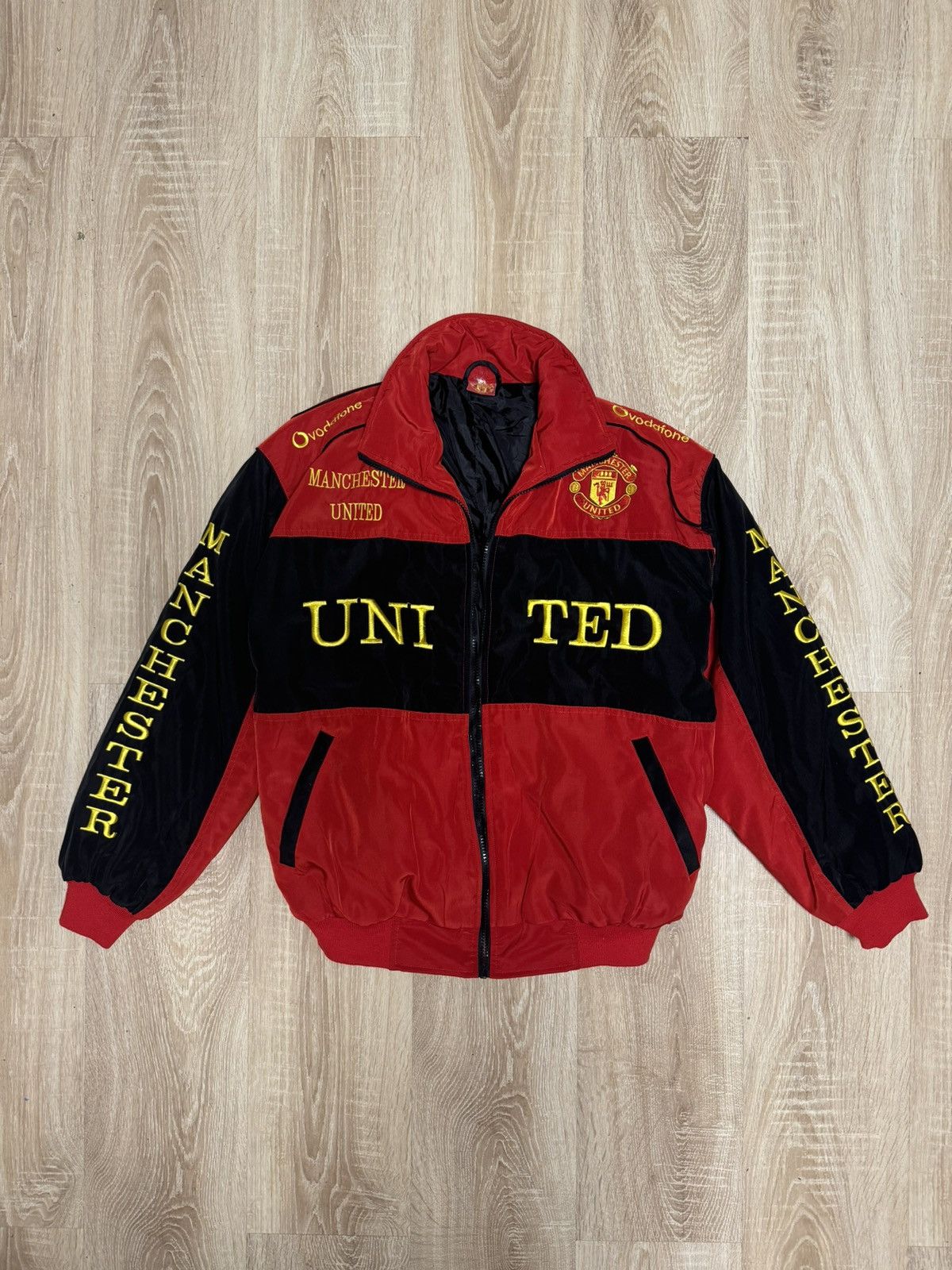 Other Manchester united vintage bomber multilogo Size US M / EU 48-50 / 2 - 1 Thumbnail