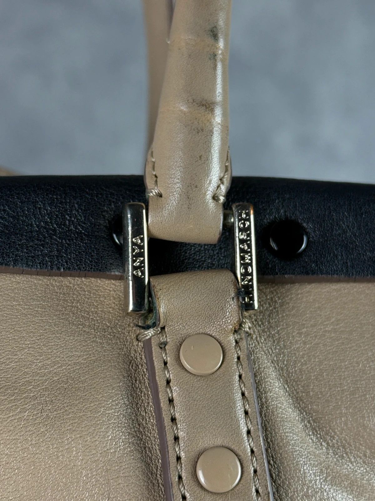Anya Hindmarch Anya Hindmarch Leather Handbag Brown Black Logo Lock Size ONE SIZE - 8 Thumbnail