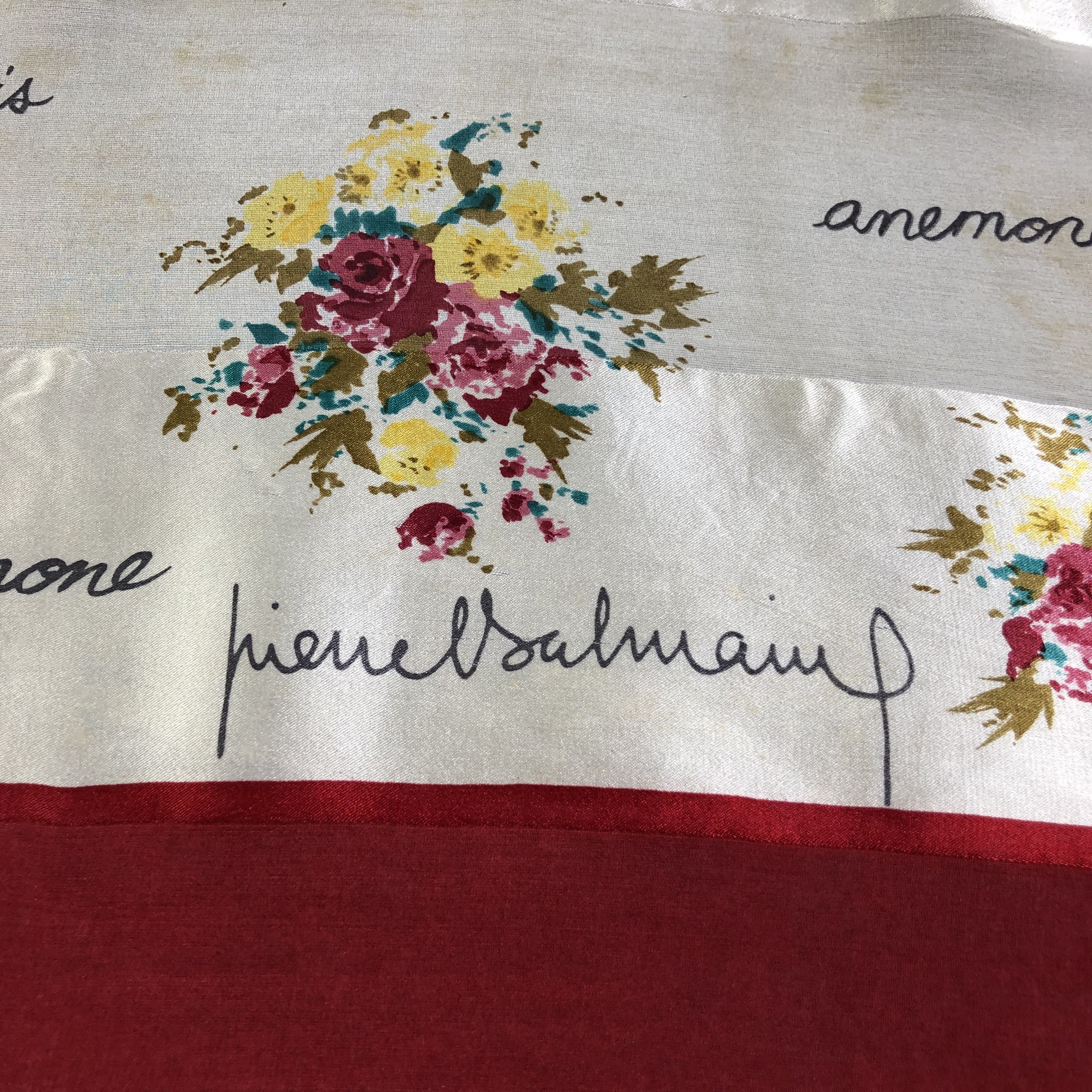 Pierre Balmain Pierre Balmain Floral Slit Thread Silk Scarf M453 Size ONE SIZE - 3 Thumbnail