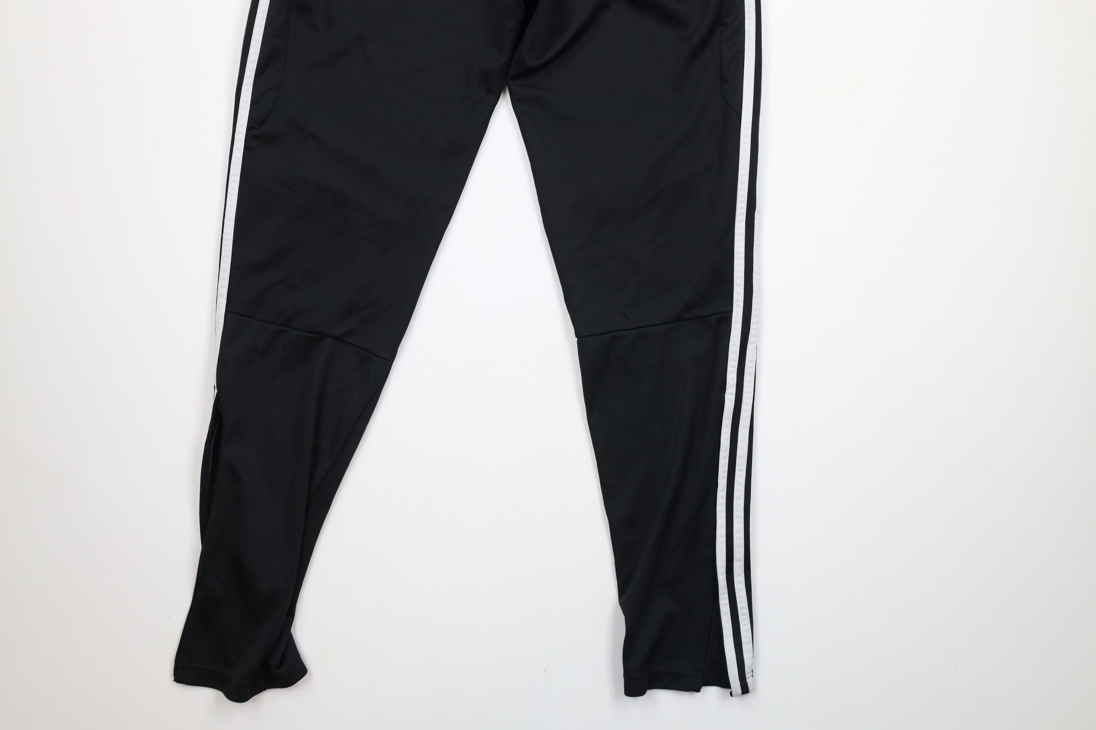 Adidas × Vintage Vintage Adidas Out Striped Tapered Leg Soccer Warm Up Pants Size US 34 / EU 50 - 14 Thumbnail