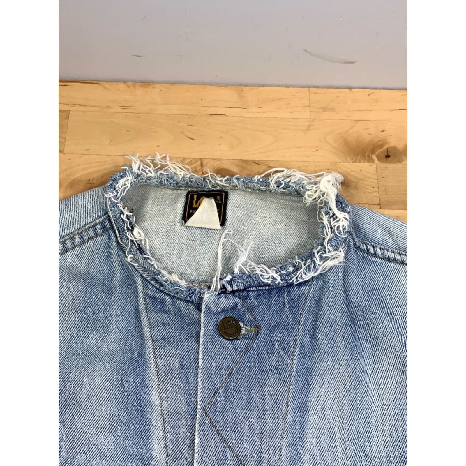 Lee VINTAGE Lee Denim Vest Mens L Blue Light Wash Harley Davidson 80s Distress Size US L / EU 52-54 / 3 - 4 Thumbnail