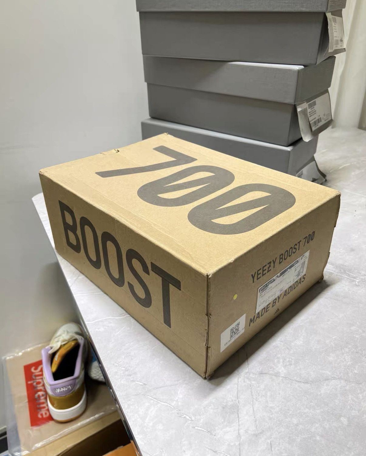 Yeezy Yeezy 700 Crystal Clear J42 Size US 6.5 / IT 36.5 - 9 Thumbnail