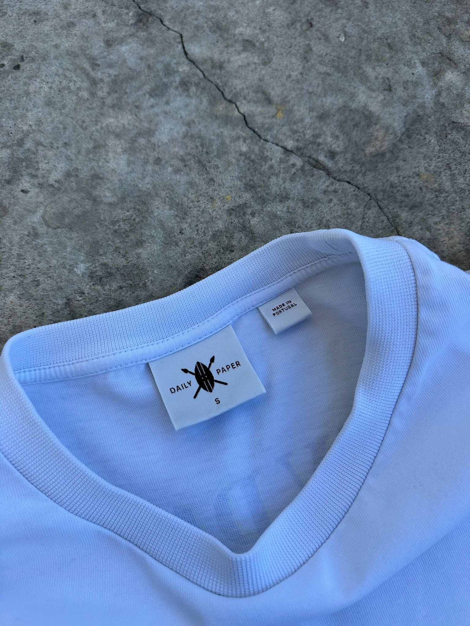 Daily Paper Daily Paper Racing Longsleeve Headlines Lagos T-shirt Y2k Size US S / EU 44-46 / 1 - 3 Thumbnail