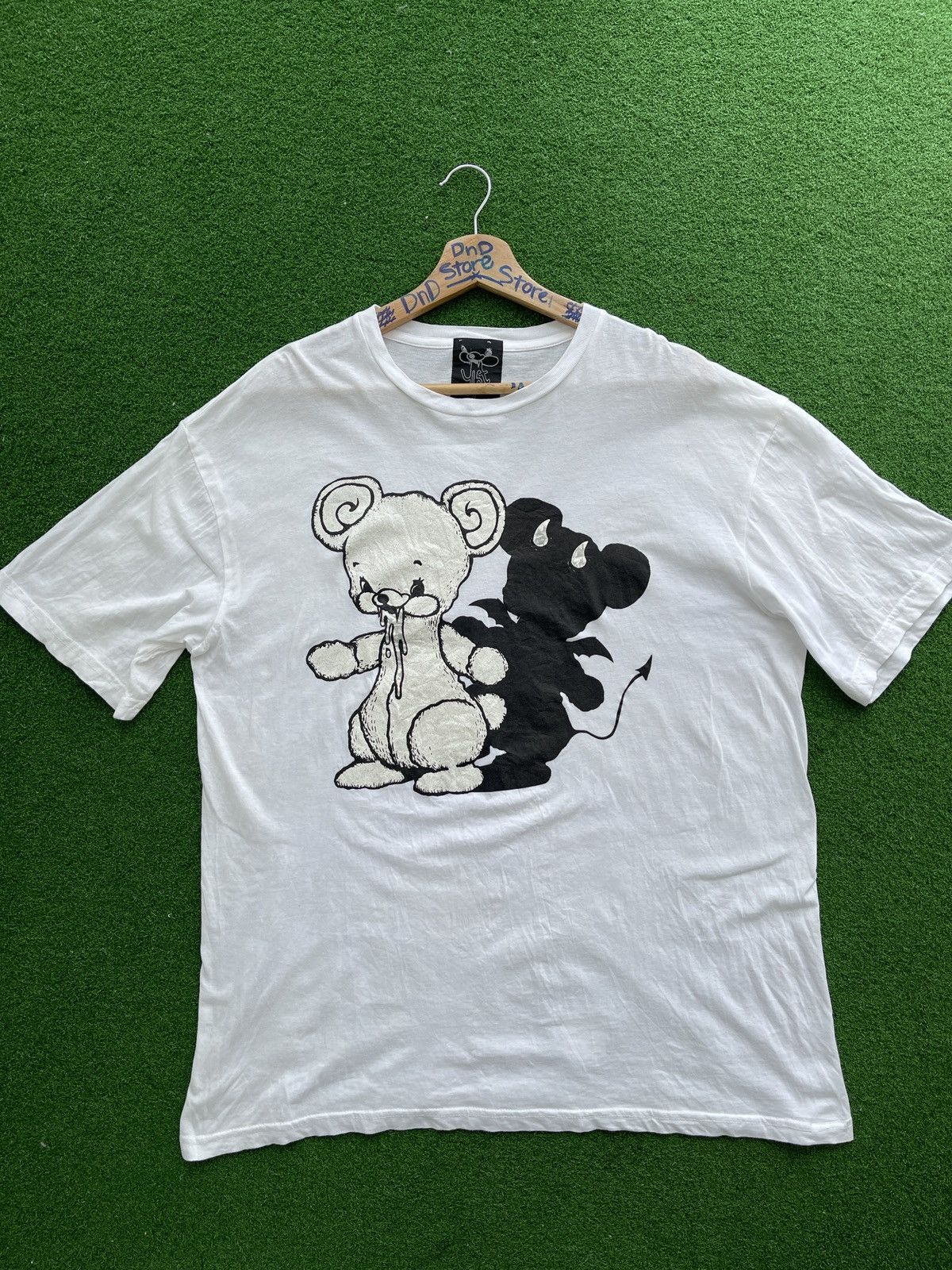 image of Vintage Ypt Humanforum Japan Streetwear Bear Punk Very in White, Men's (Size Large)