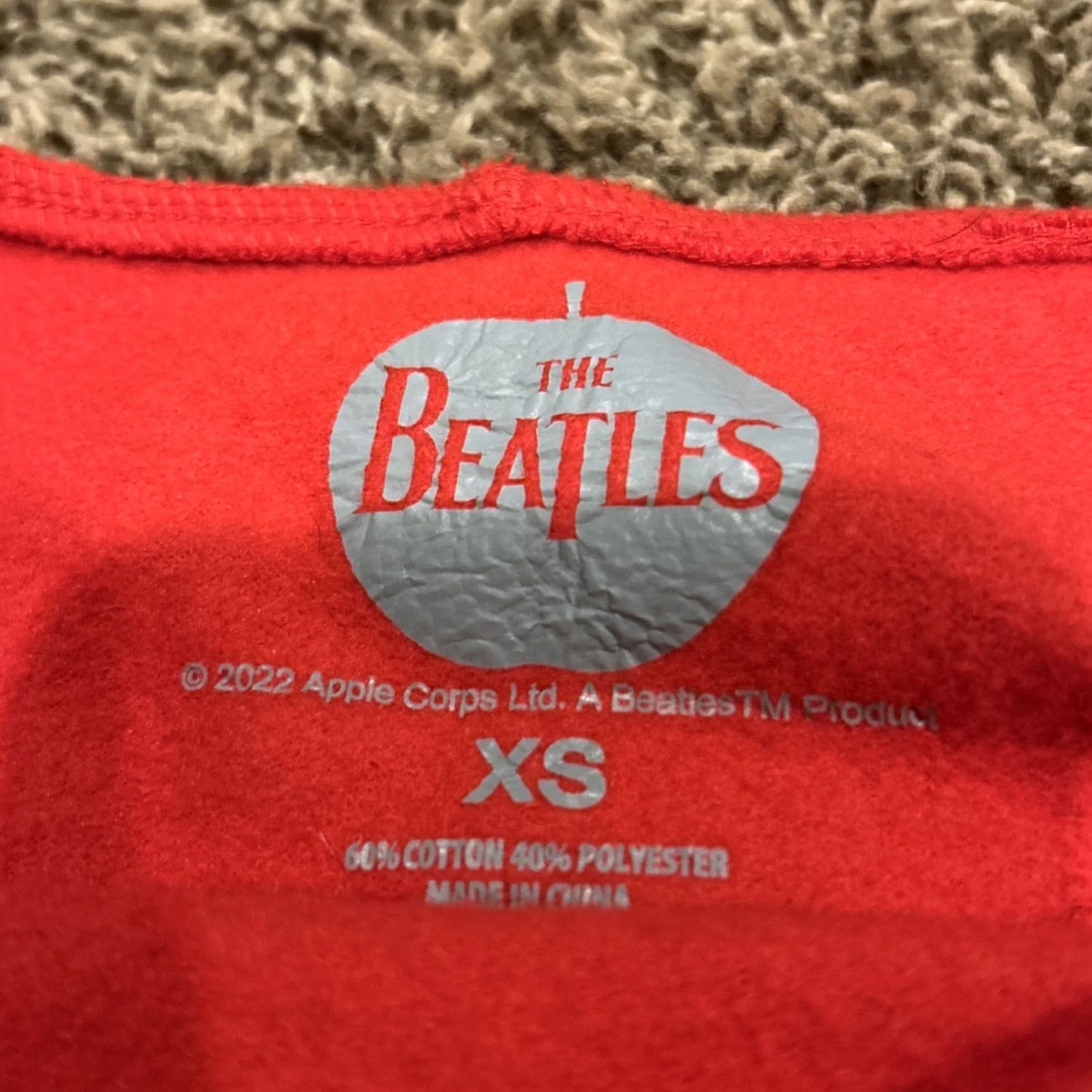 Vintage The Beatles Sweater Womens XS Red Crop Women Cotton Blend Long Sleeve A44 Size XS / US 0-2 / IT 36-38 - 2 Thumbnail