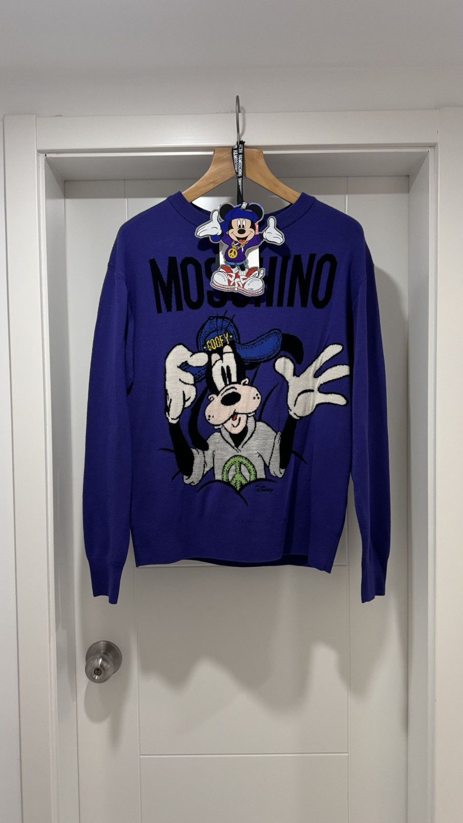 H&M × Moschino Moschino x H&M Goofy Sweater Size US M / EU 48-50 / 2 - 3 Thumbnail