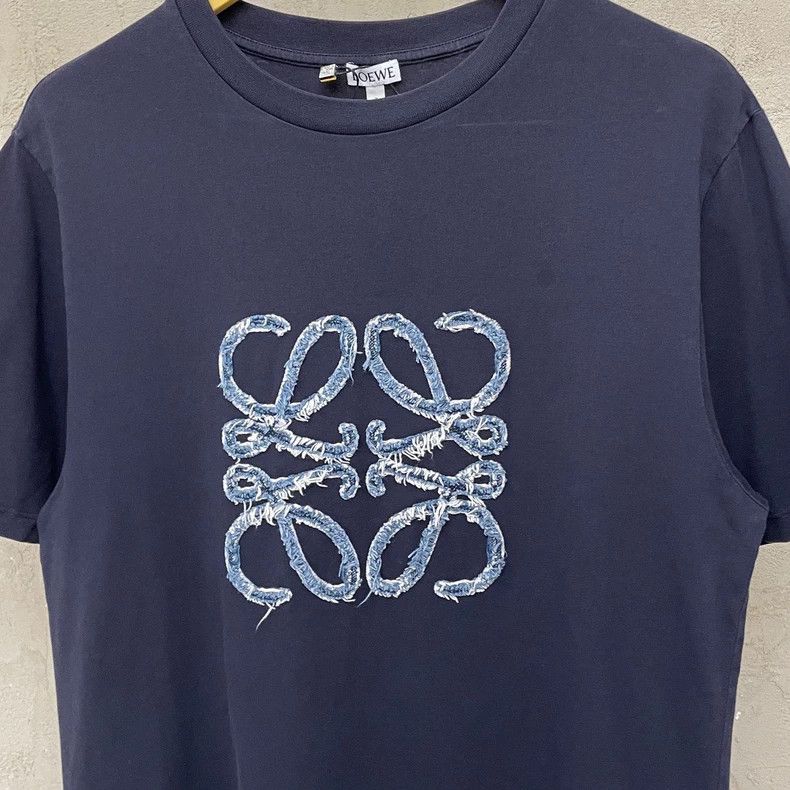 Loewe loewe Navy blue patch large logo short sleeve 2506-Nextarro Size US S / EU 44-46 / 1 - 4 Thumbnail