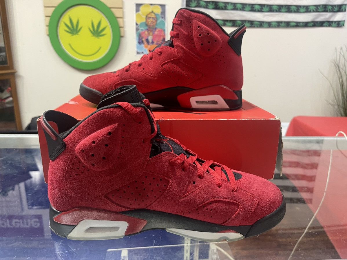 Jordan Brand Jordan 6 Toro Bravo Size US 10.5 / EU 43-44 - 2 Thumbnail