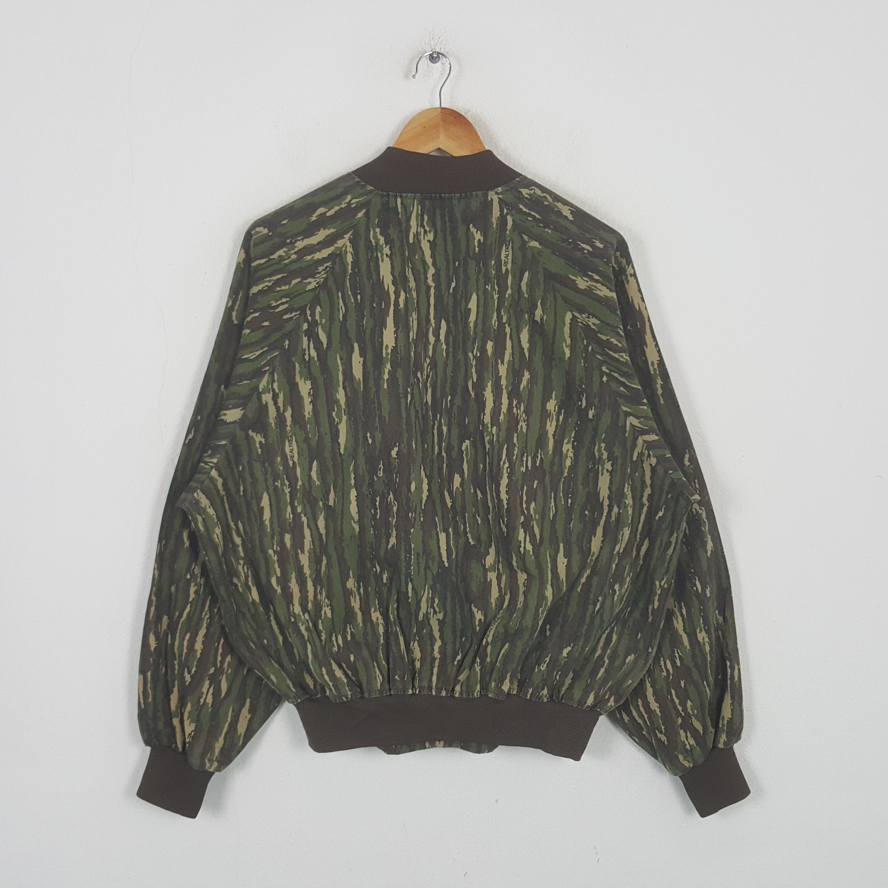 Japanese Brand Vintage Real Tree Bombers Zipper Jacket RR10 Size US XL / EU 56 / 4 - 3 Thumbnail
