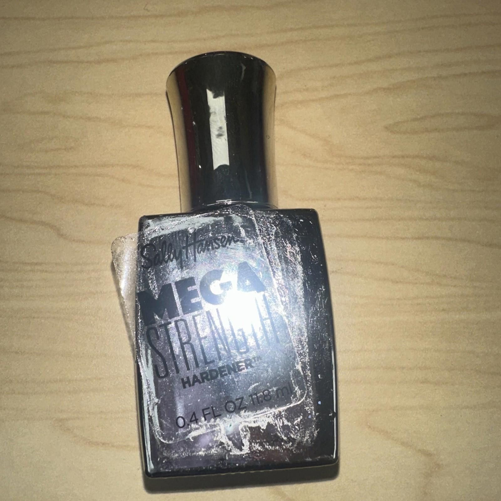 Other Sally Hansen MEGA STRENGTH Nail 005 STRENGTHENER 0.4floz Size ONE SIZE - 1 Thumbnail