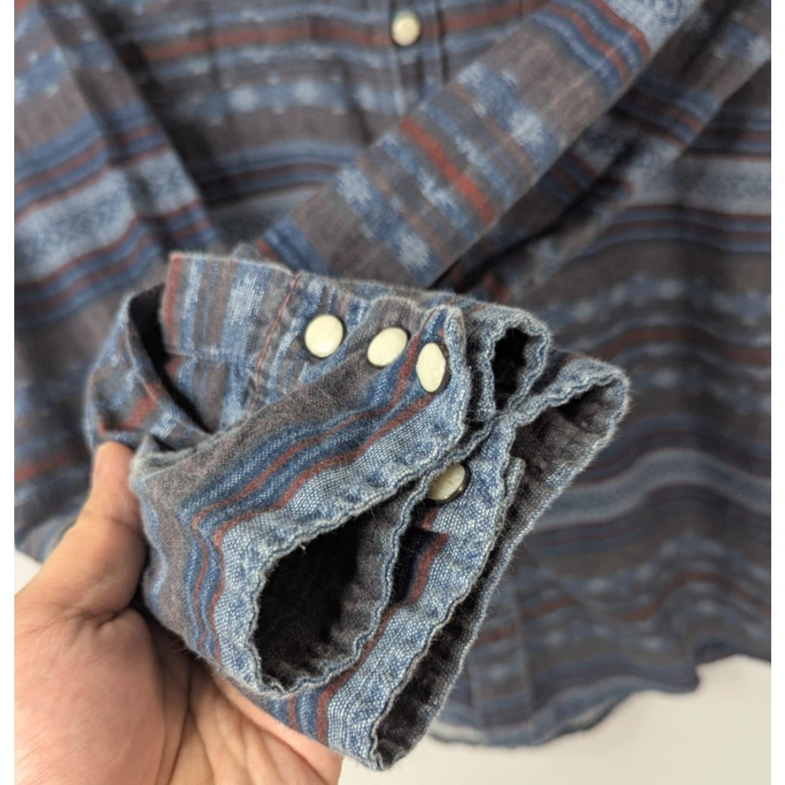 Vintage Salt Valley Shirt Mens L Blue Button-Up Pearl Snaps Western Casual Cotton Knit Geometric 90s Theme Cowboy Outdoors Pockets Size US L / EU 52-54 / 3 - 3 Thumbnail