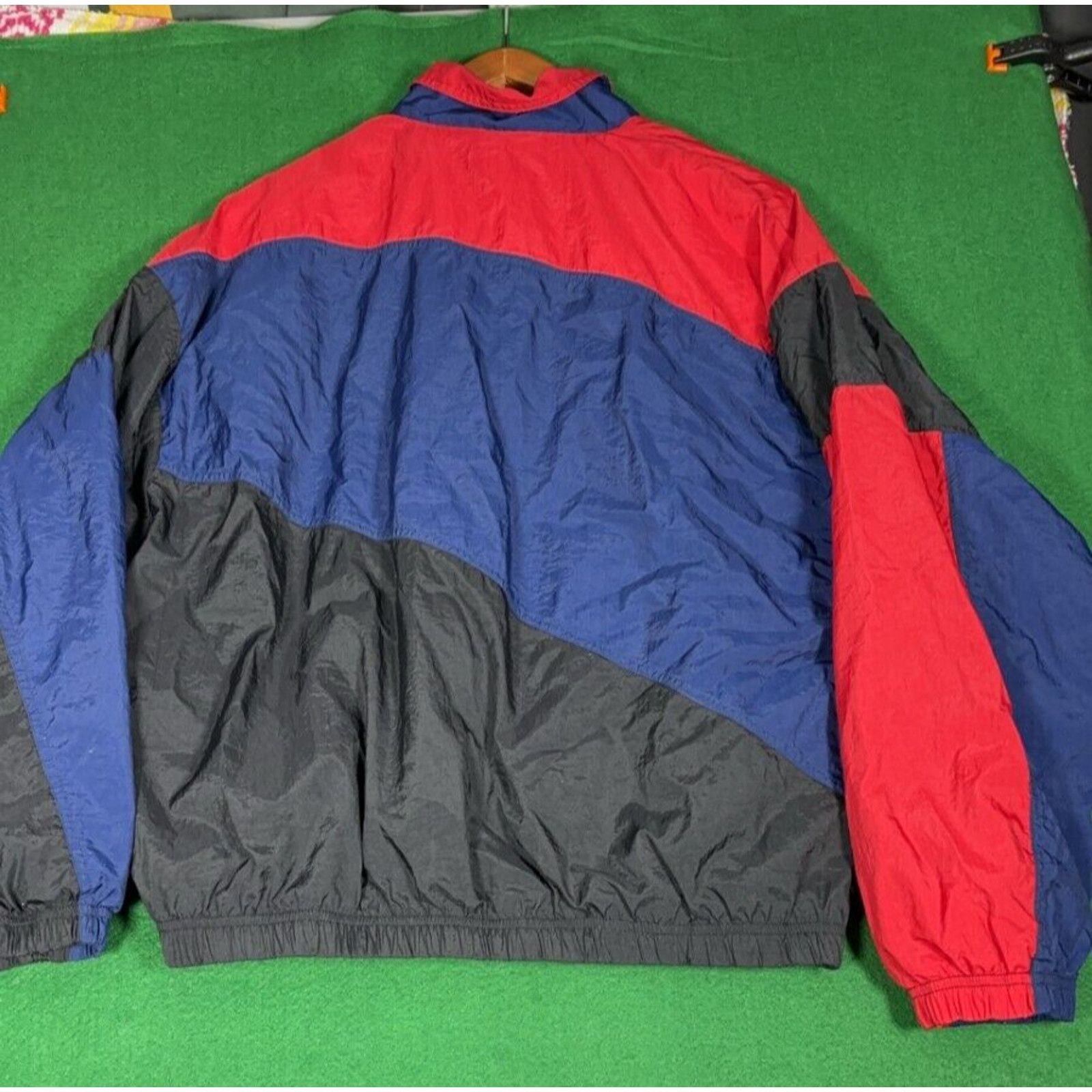 Nike Vintage Nike Big Swoosh Windbreaker Jacket Coat Size M Size US M / EU 48-50 / 2 - 7 Thumbnail
