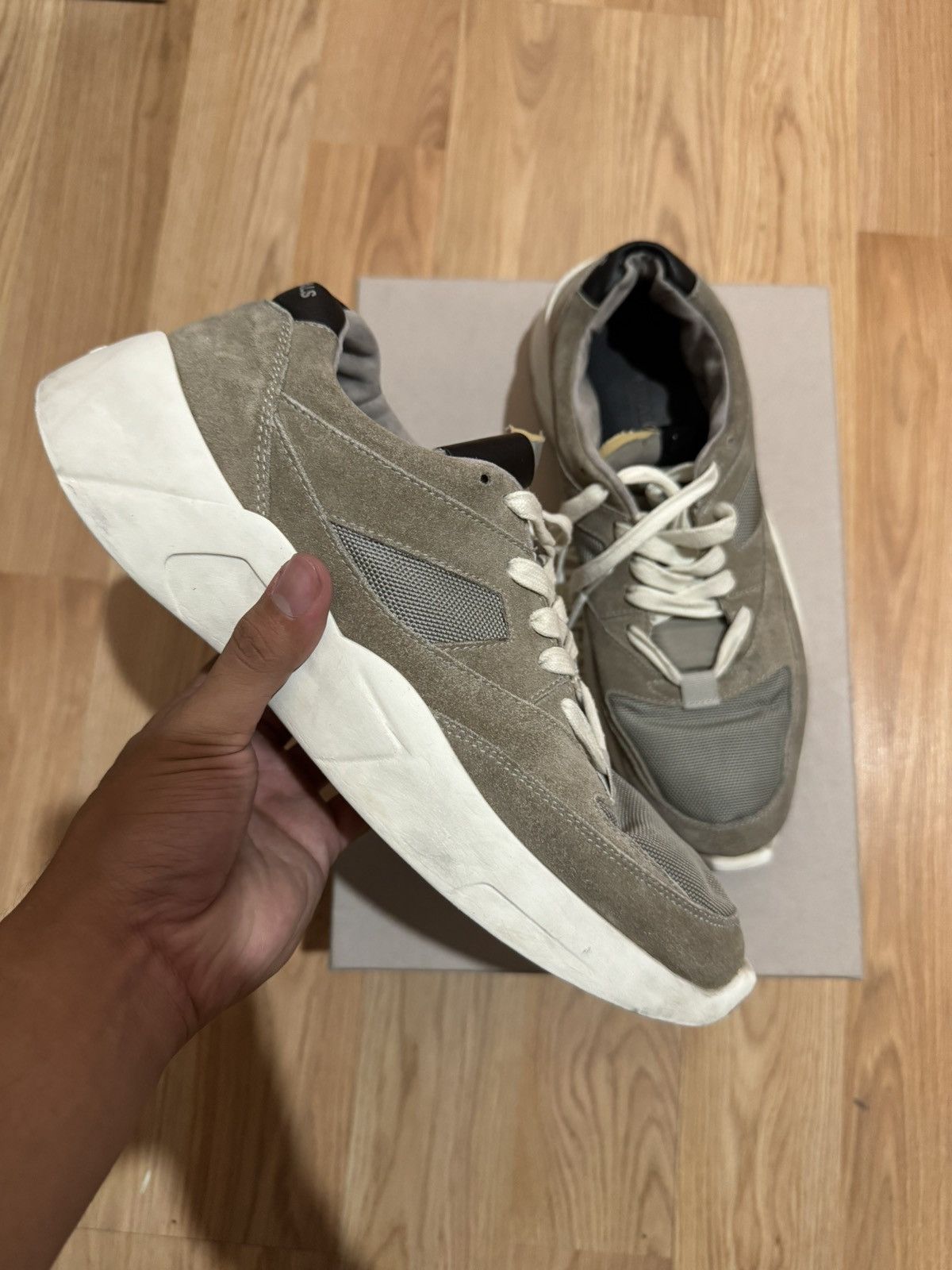 Fear of God FOG ESSENTIALS DISTANCE RUNNER - GREY Size US 8 / EU 41 - 4 Thumbnail