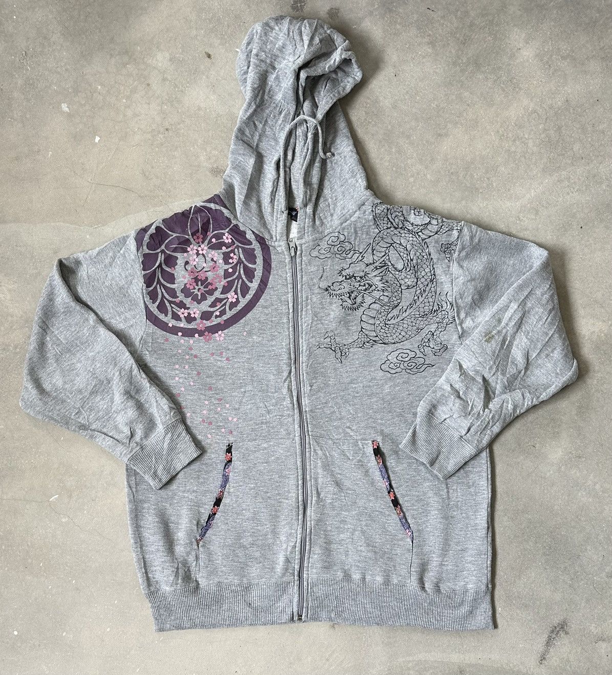 Japanese Brand VINTAGE JAPAN JAPANESE MOTIVE HOODIE Size US L / EU 52-54 / 3 - 1 Thumbnail