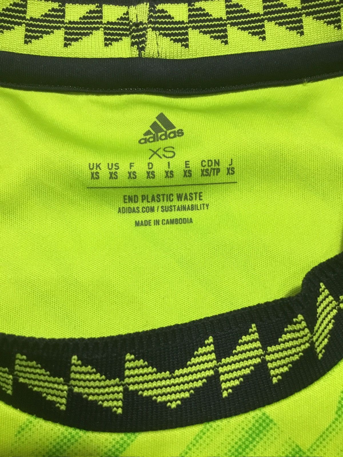 Adidas Manchester United Adidas Team Viewer Size US XS / EU 42 / 0 - 7 Thumbnail