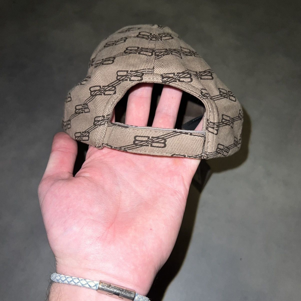 Balenciaga Balenciaga Monogram Cap Size ONE SIZE - 3 Thumbnail