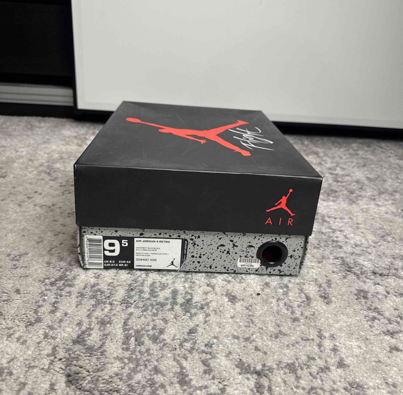 Jordan Brand × Travis Scott Jordan 4 Retro x Travis Scott ‘Cactus Jack’ Size US 9.5 / EU 42-43 - 6 Thumbnail