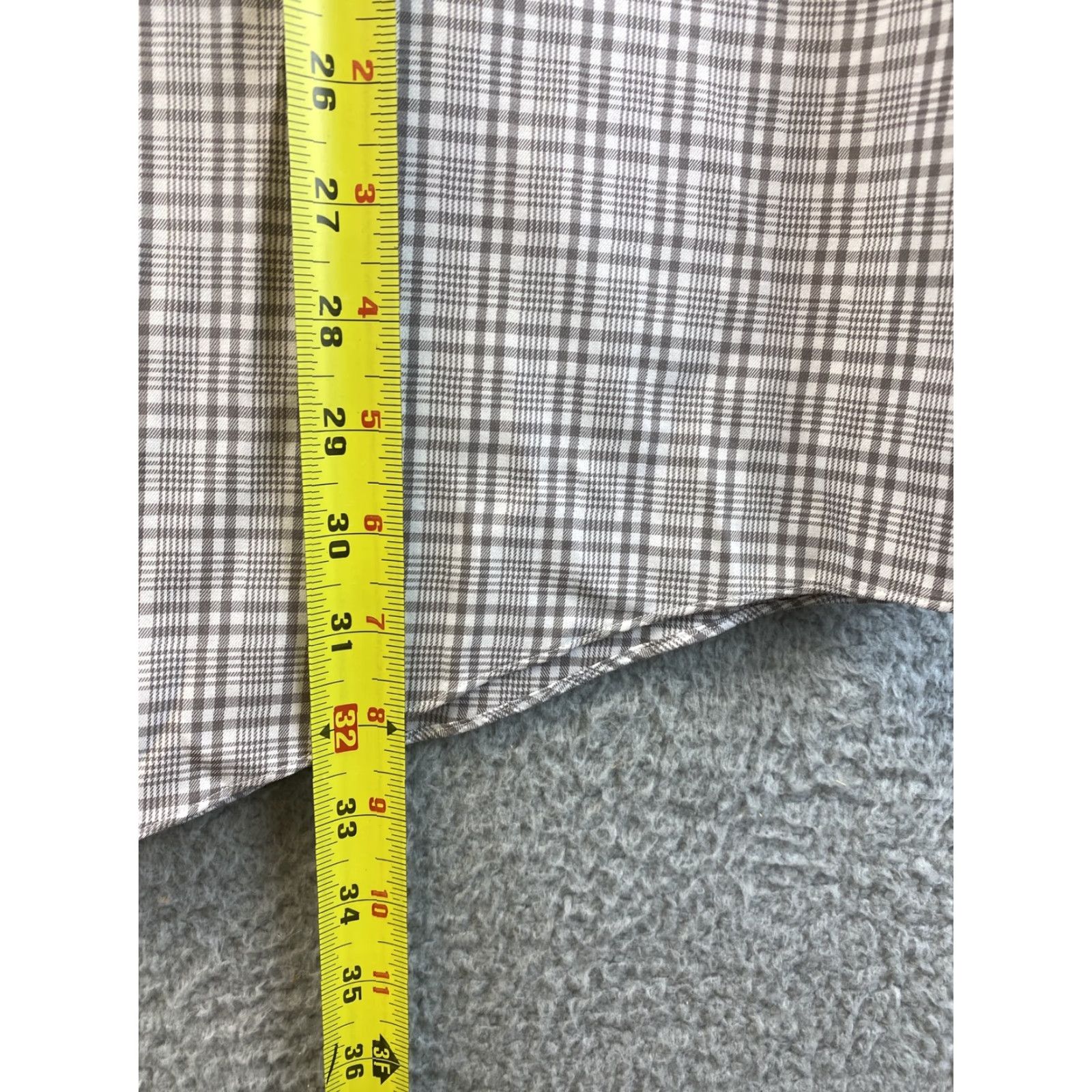 Brooks Brothers Brooks Brothers Men's Long Sleeve Dress Shirt Beige Regent 17 35 Plaid /89-26 /2nd Day Shipping? Size 46R - 7 Thumbnail