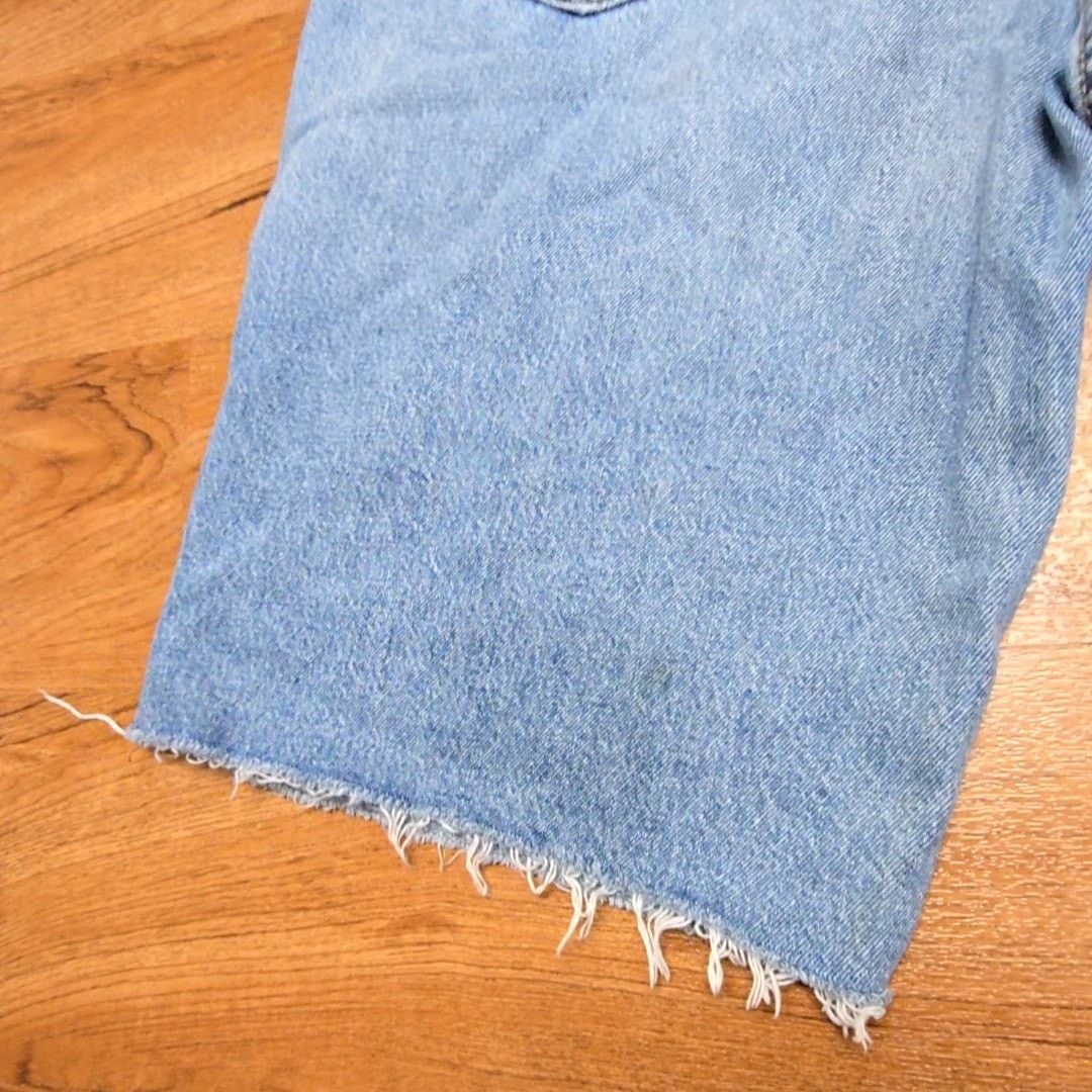 Levi's Levi's Distressed Denim Shorts Ripped Light Wash Blue 34 Size US 34 / EU 50 - 2 Thumbnail