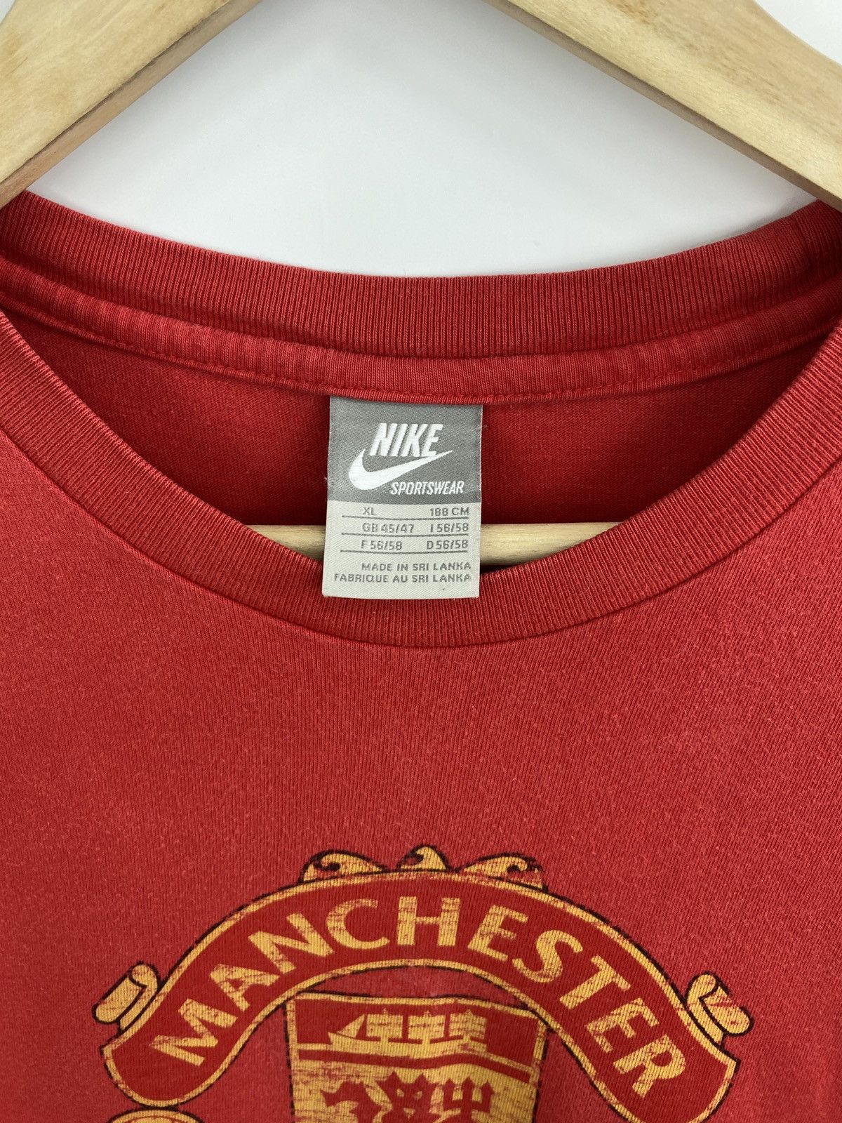 Nike 🏴󠁧󠁢󠁥󠁮󠁧󠁿 Vintage 90s Manchester United Nike T-Shirt Rare Retro Y2K Size US XL / EU 56 / 4 - 5 Thumbnail