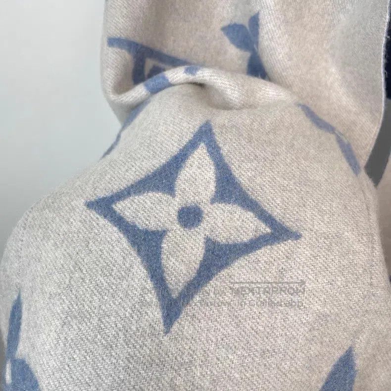 Louis Vuitton Louis Vuitton Cashmere scarf Size ONE SIZE - 7 Thumbnail