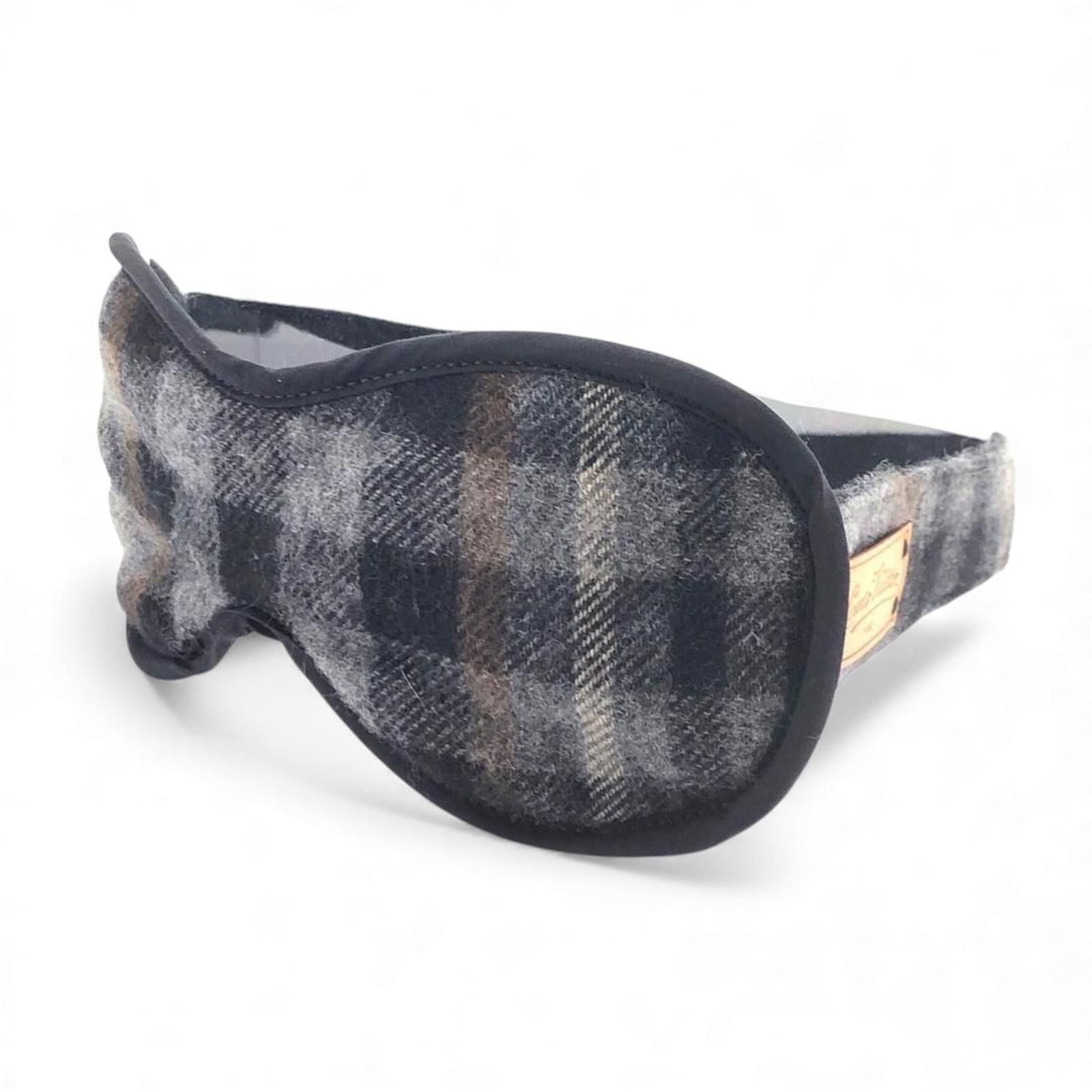 Louis Vuitton Louis Vuitton - Plaid Sleep Mask Eye Mask Size ONE SIZE - 2 Thumbnail