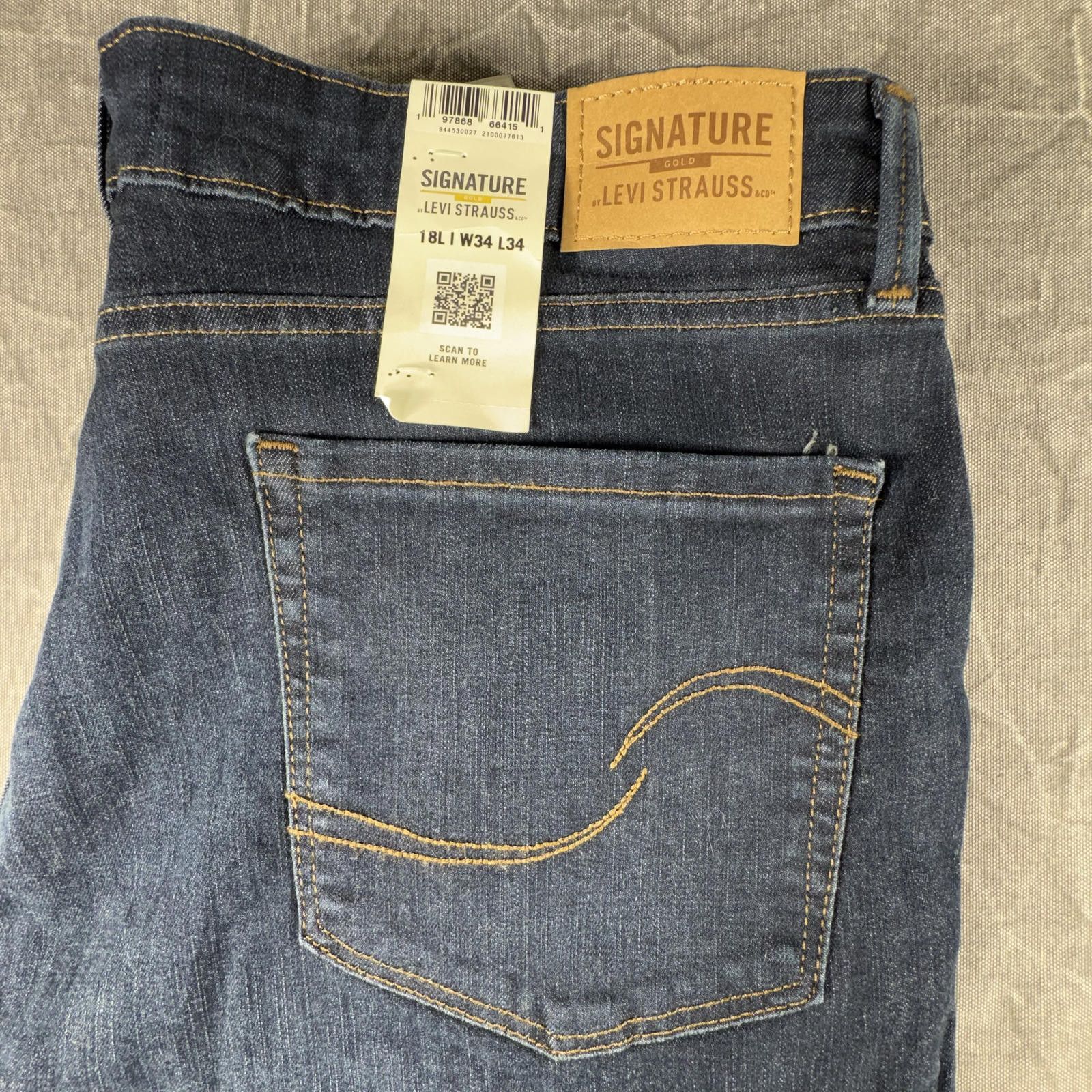 Levi's Levi's Jeans Women's 34x34 Blue Strauss Signature NEW Size 34" / US 12 / IT 48 - 2 Thumbnail