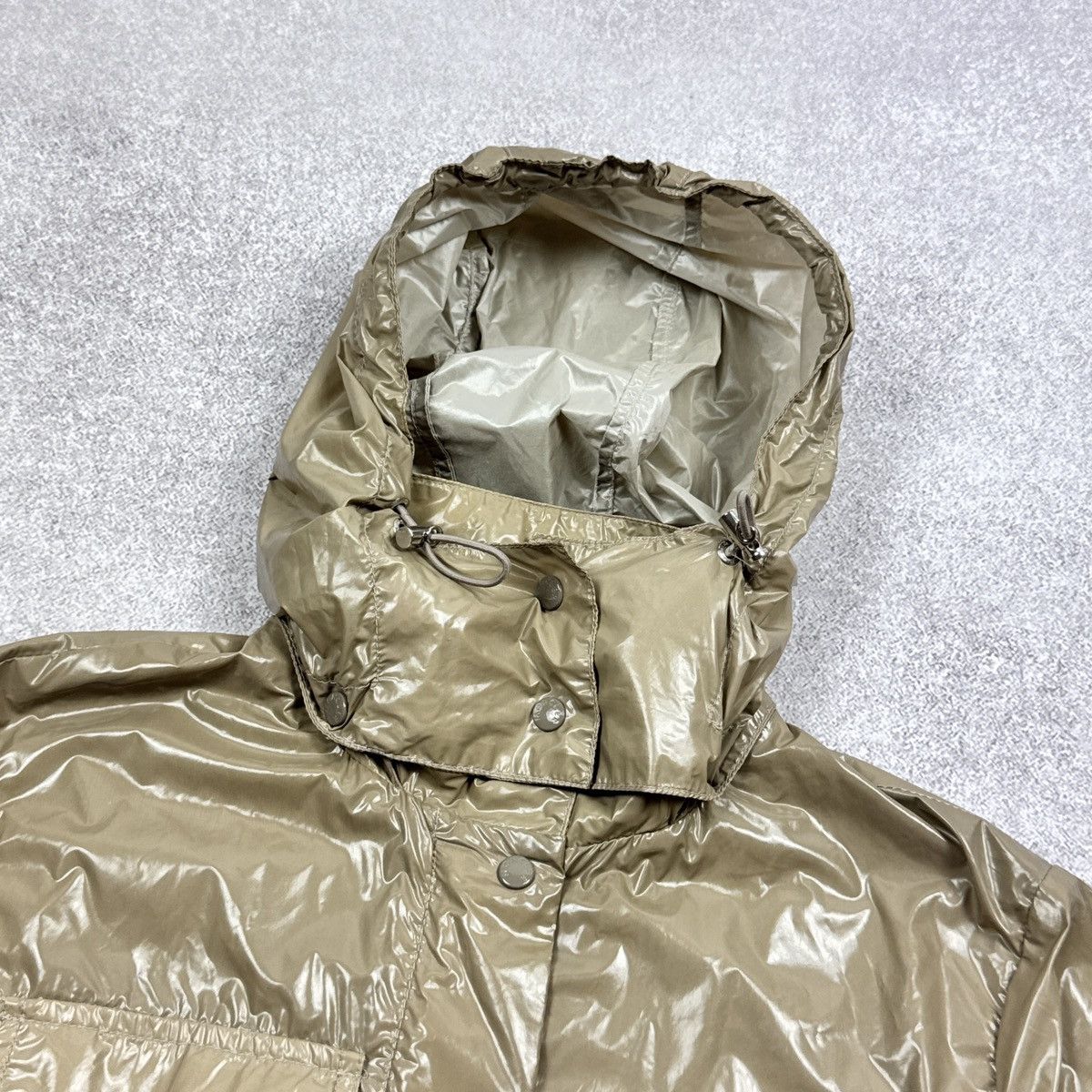 Moncler Women`s Moncler Z8E0182 Beige Nylon Rain Jacket Size 1 / S Size US S / EU 44-46 / 1 - 7 Thumbnail