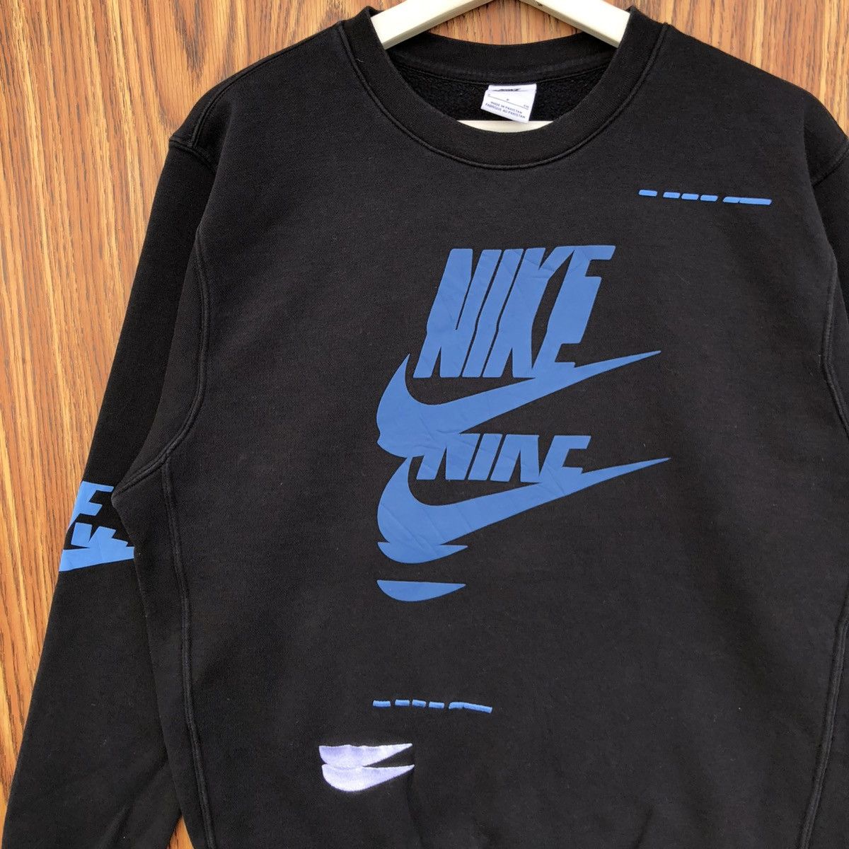 Nike Vintage Nike Sportswear Essentials Sweatshirt Size US S / EU 44-46 / 1 - 3 Thumbnail