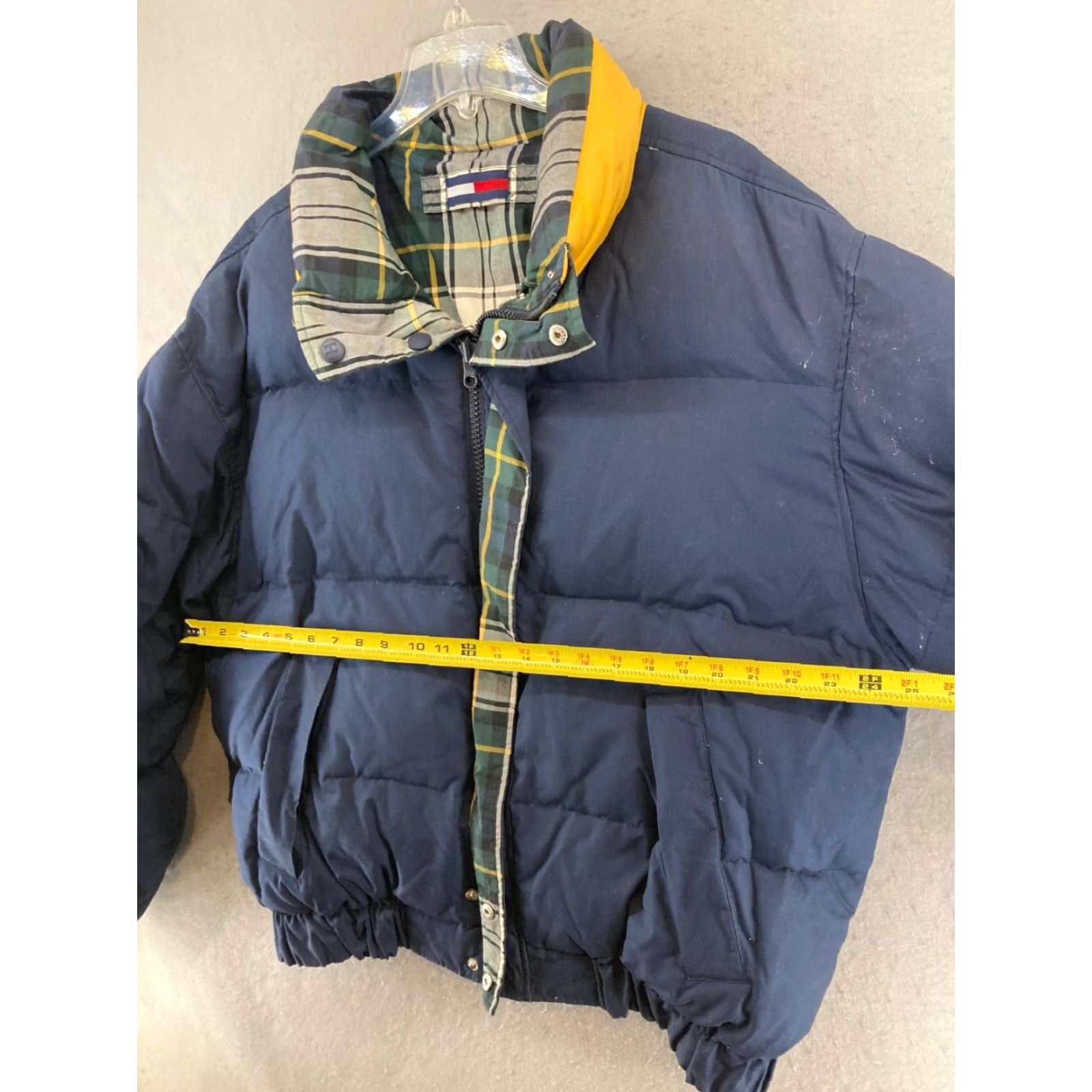 Tommy Hilfiger VINTAGE Tommy Hilfiger Reversible Puffer Jacket XL Blue Plaid Preppy Mens Size US XL / EU 56 / 4 - 2 Thumbnail