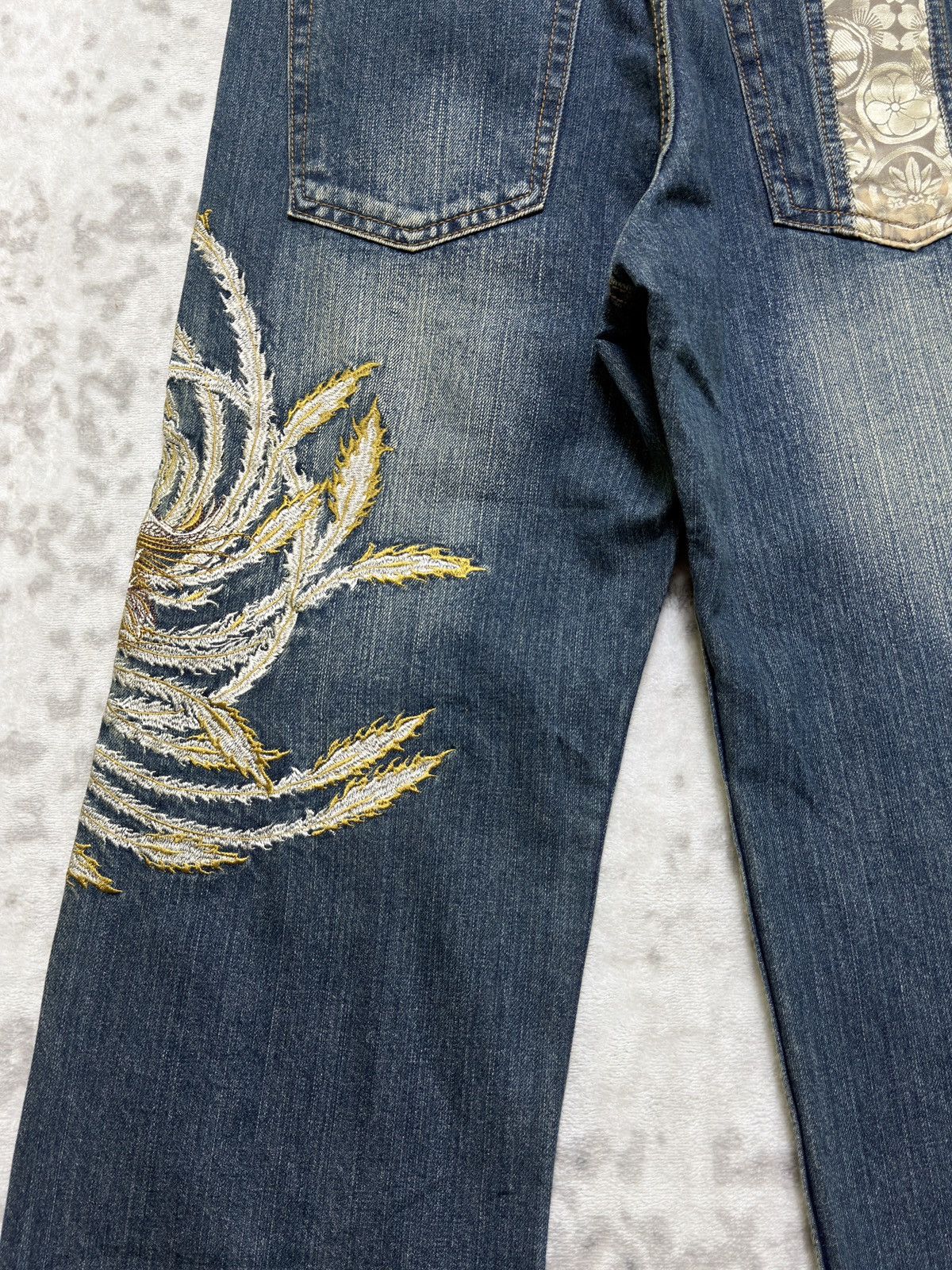 Karakuri Tamashii Bouten Shoten Phoenix Embroidered Straight Fit Denim Jeans Size US 31 - 13 Thumbnail