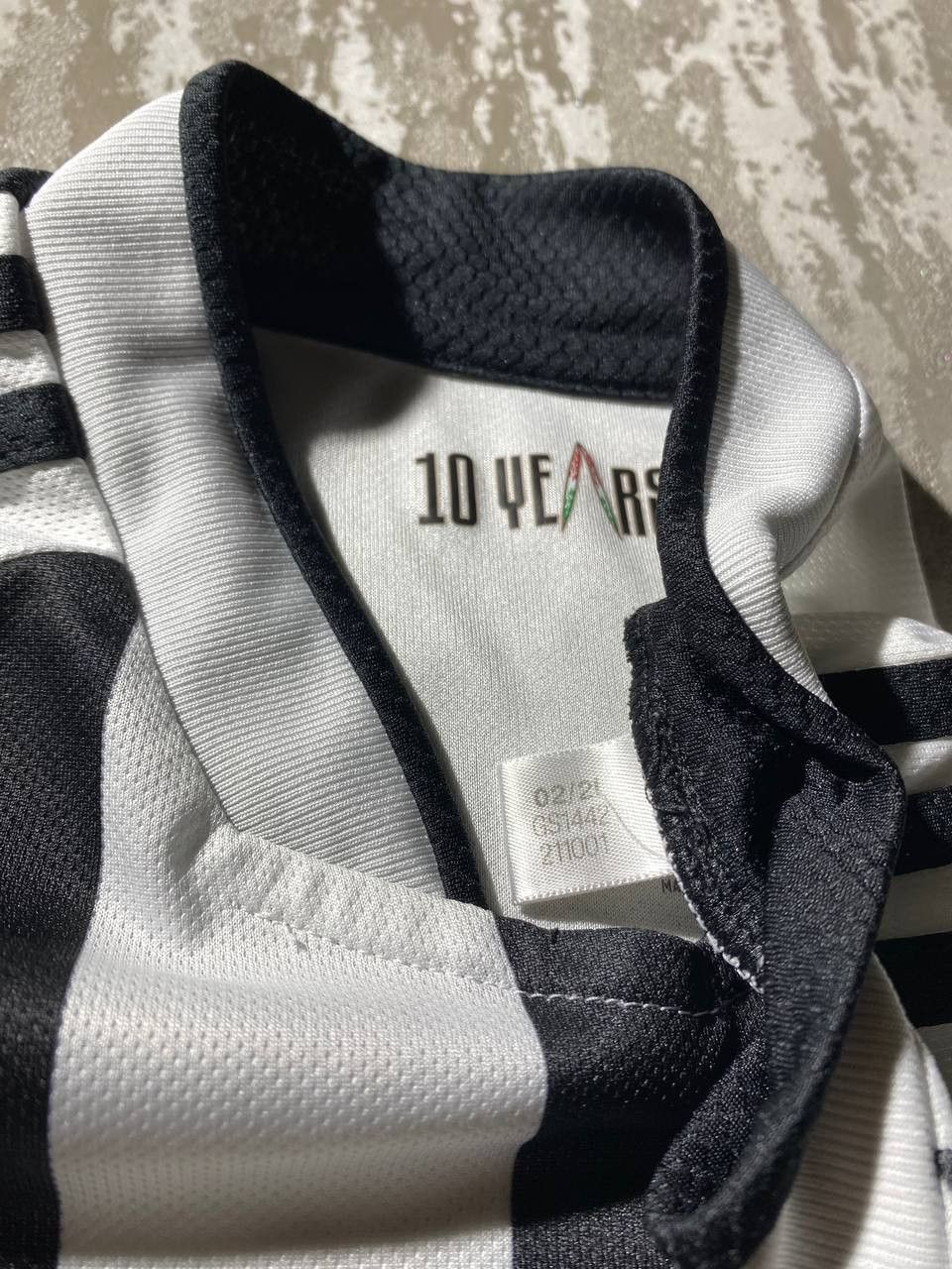 Adidas Adidas Juventus Jersey Home football shirt 2021/22 Size US L / EU 52-54 / 3 - 11 Thumbnail