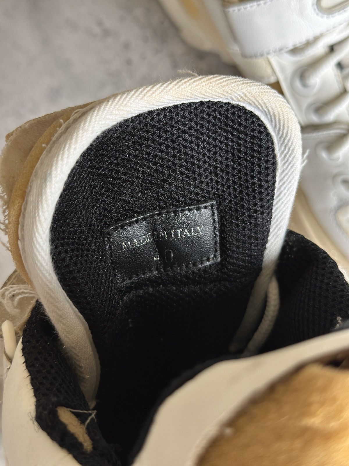 Maison Margiela FW18 RETRO FIT FUTURE LOW TOP Size US 7 / EU 40 - 22 Thumbnail