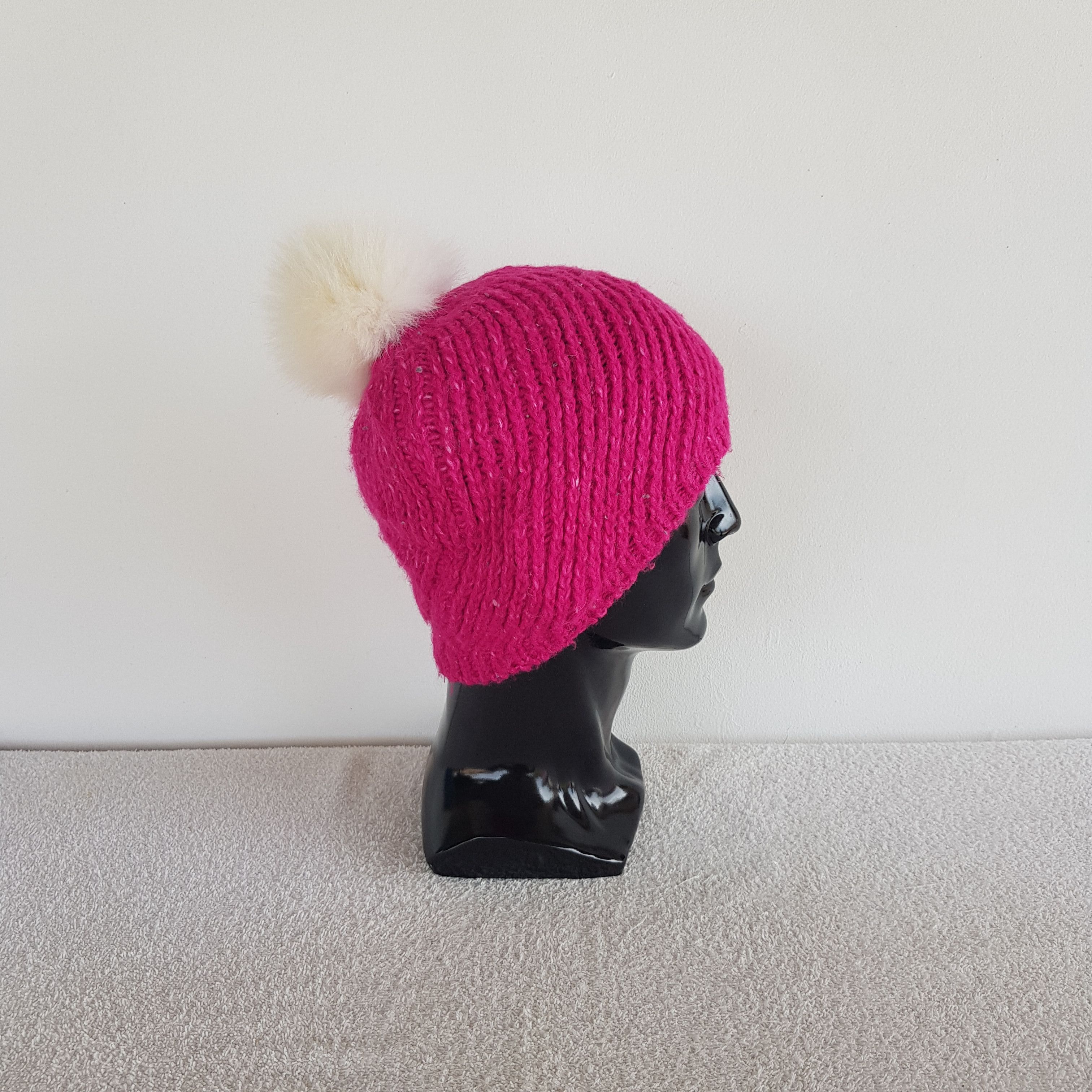 Japanese Brand Vintage Japanese Ribbed Pom Pom Beanie Snow Caps Hats. Size ONE SIZE - 3 Thumbnail