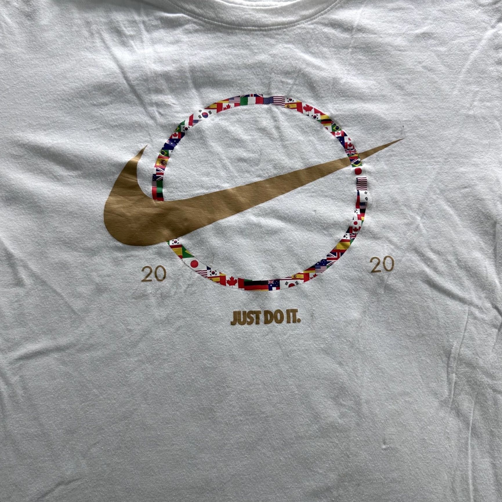 Nike Nike Shirt Mens XL White 2020 Just Do It World Flags Swoosh Graphic Tee Crewneck Size US XL / EU 56 / 4 - 2 Thumbnail