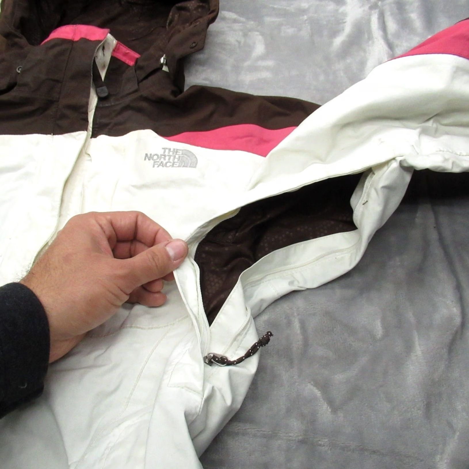 The North Face VINTAGE The North Face Jacket Women Medium Pink White Waterproof Hooded 3in1 SHELL Rain Snow Size M / US 6-8 / IT 42-44 - 7 Thumbnail