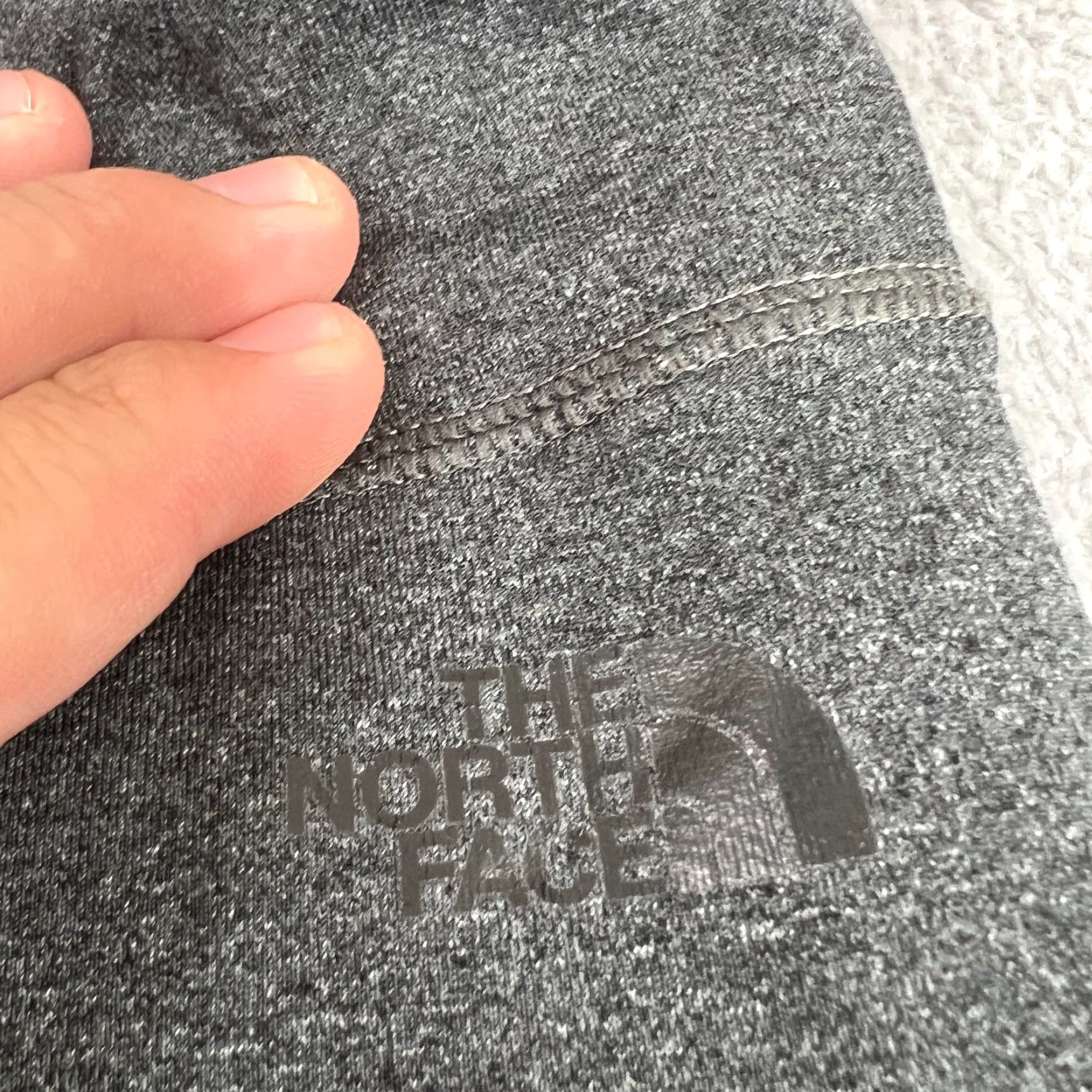 The North Face The North Face Women's Crop Capri Lounge Pants M Gray Athleisure Casual Sports Size 32" / US 10 / IT 46 - 2 Thumbnail