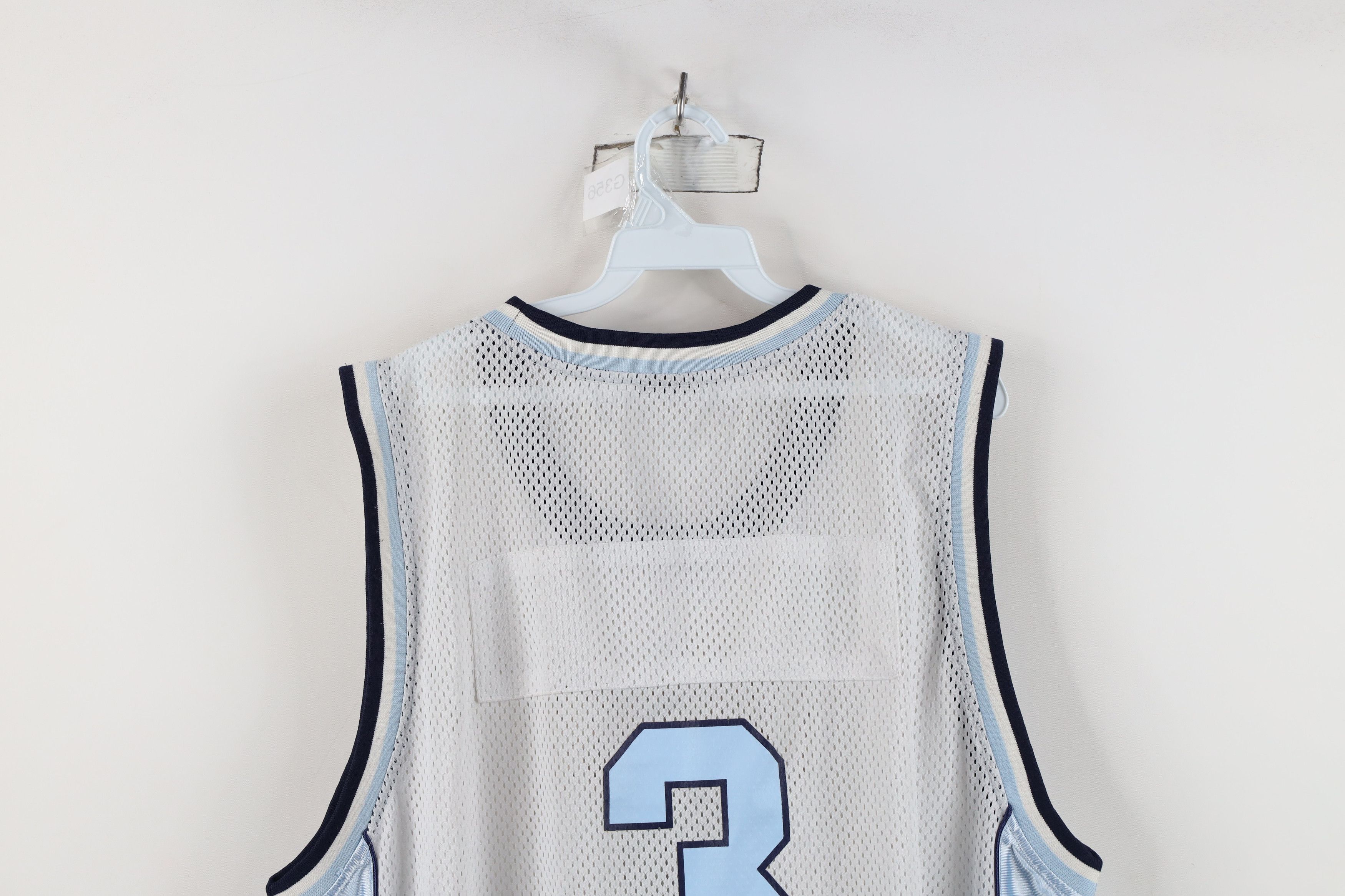 Vintage Vintage 90s Y2K North Carolina Basketball Jersey White Size US XXL / EU 58 / 5 - 13 Thumbnail
