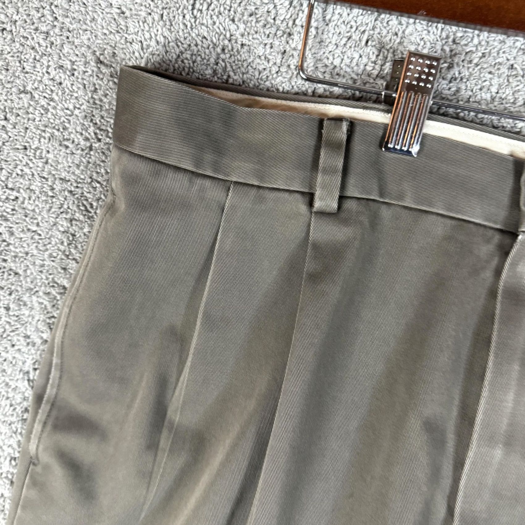 Brooks Brothers Brooks Brothers Advantage Chino Elliot Pants Mens 38x30 Khaki Pleated Cuffed Size US 38 / EU 54 - 2 Thumbnail