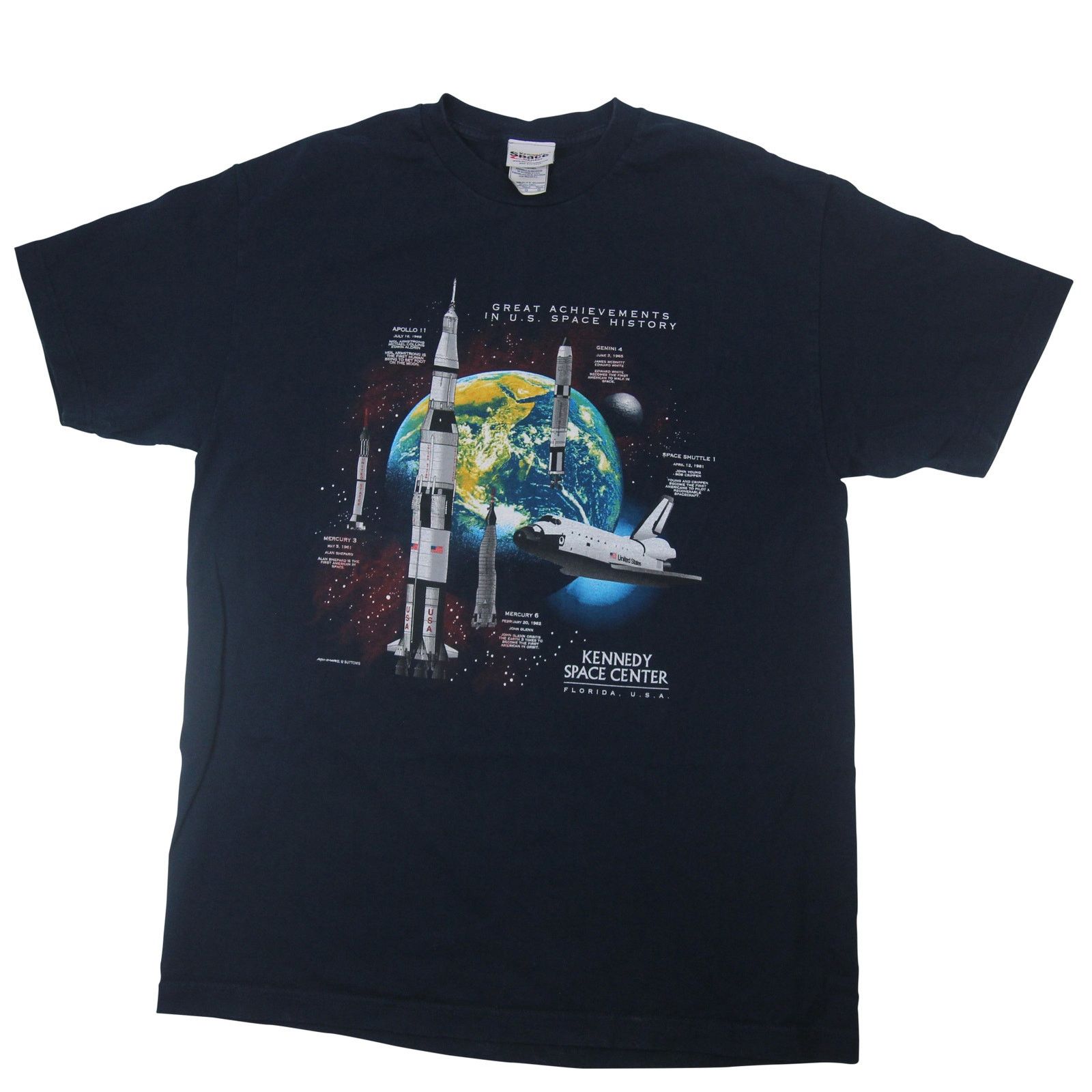 Vintage Vintage Kennedy Space Center Space Ship Graphic T Shirt Size US L / EU 52-54 / 3 - 1 Thumbnail