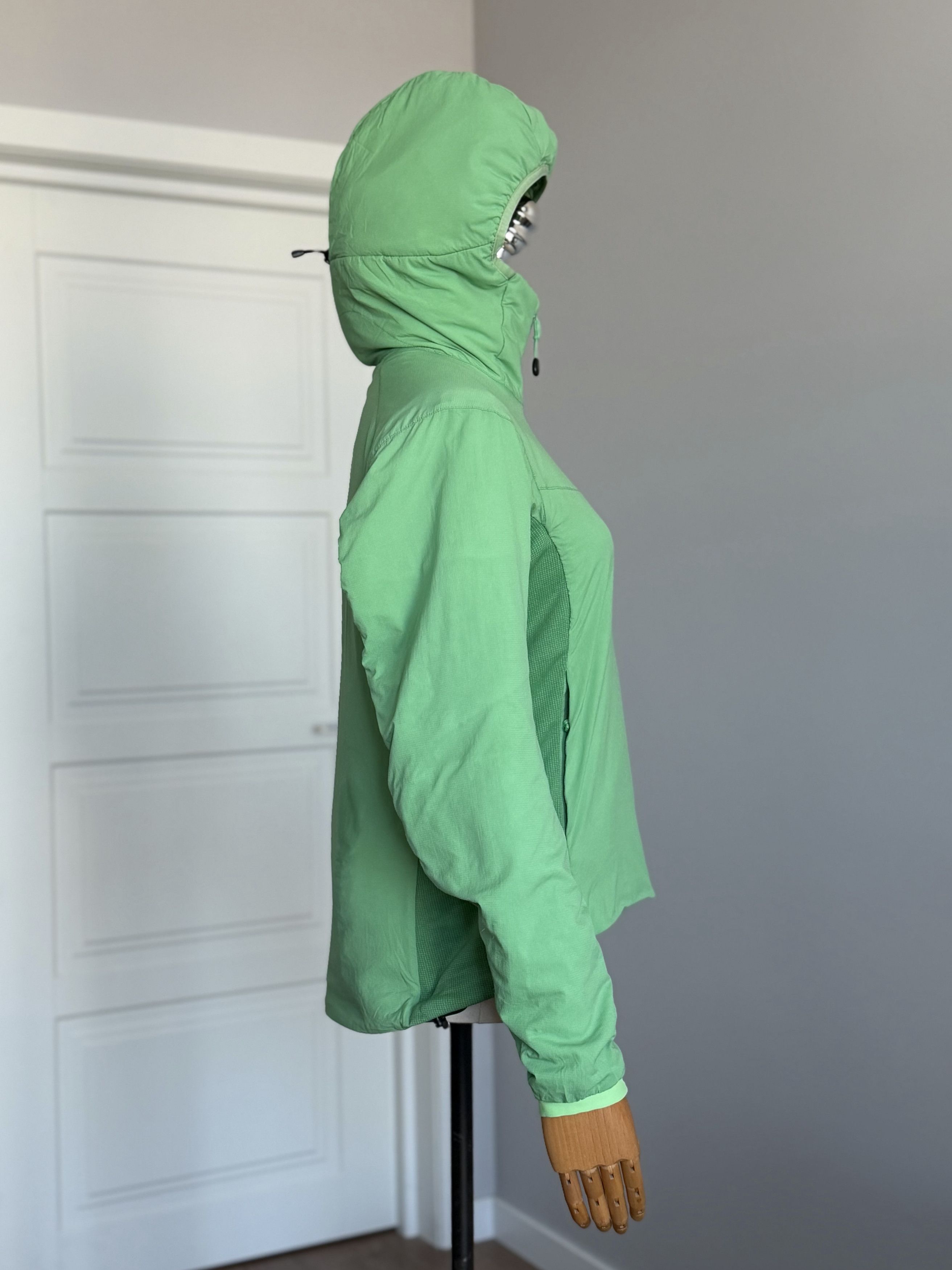ARC'TERYX Atom LT Hoody Hooded Jacket SizeS Outdoor Trekking