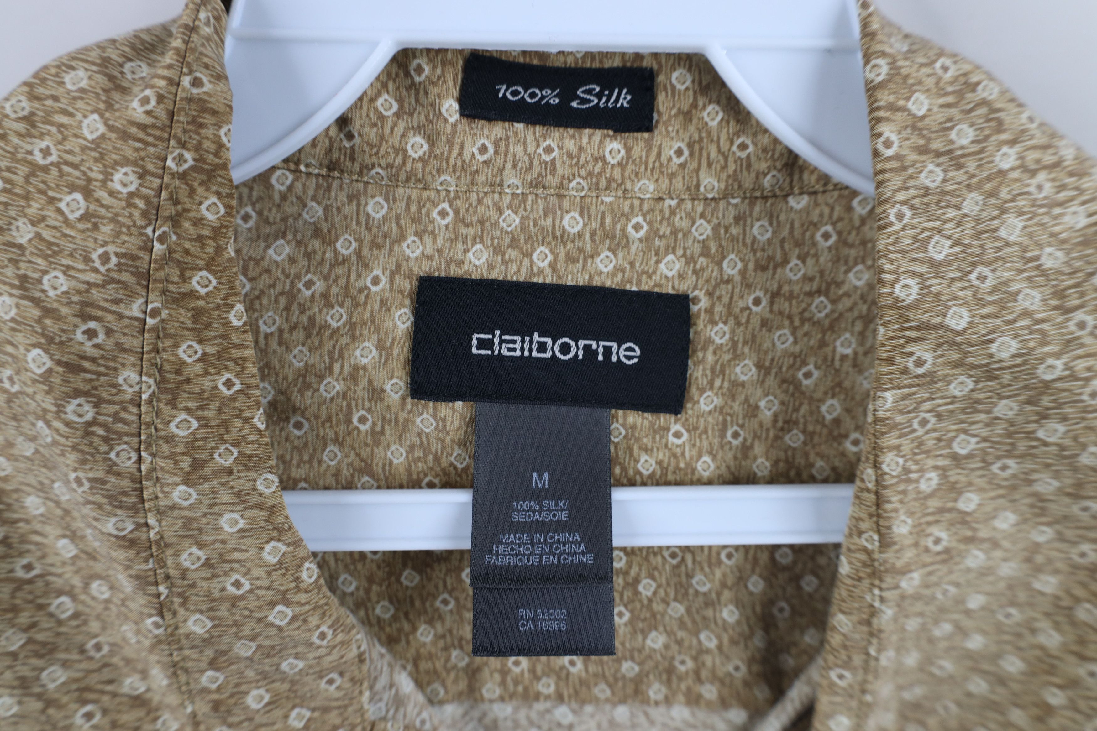 Vintage Vintage 90s Streetwear Silk Geometric Collared Button Shirt Size US M / EU 48-50 / 2 - 4 Thumbnail
