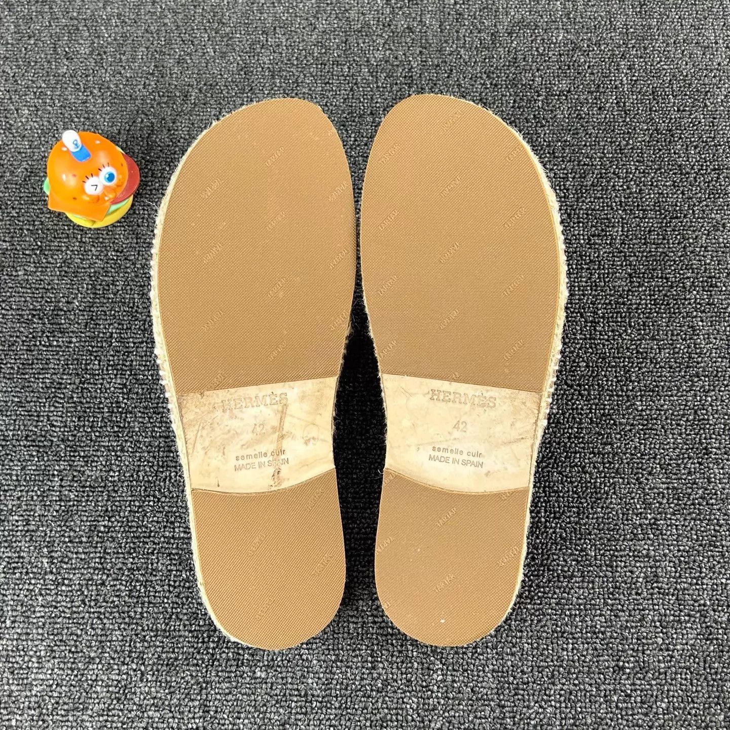 Hermes Hermes Brown Straw Open-Toe Slides 42 Size US 9 / EU 42 - 7 Thumbnail