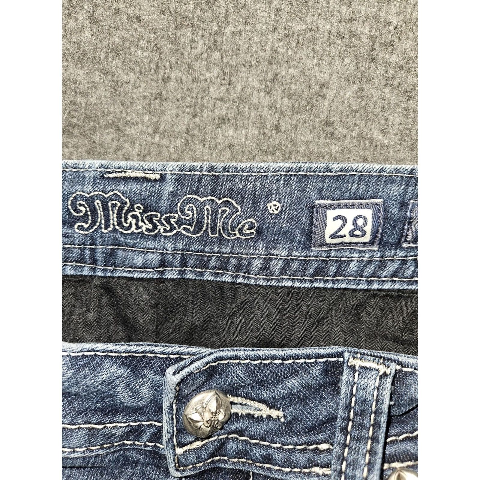 Miss Me Miss Me Jeans Womens 28 Cropped Skinny JE5758Y3 Embellished Rhinestone Sequin Embroidered Logo Patch Denim Jeans Blue 5-Pocket City Glam Womens Size 28" / US 6 / IT 42 - 3 Thumbnail