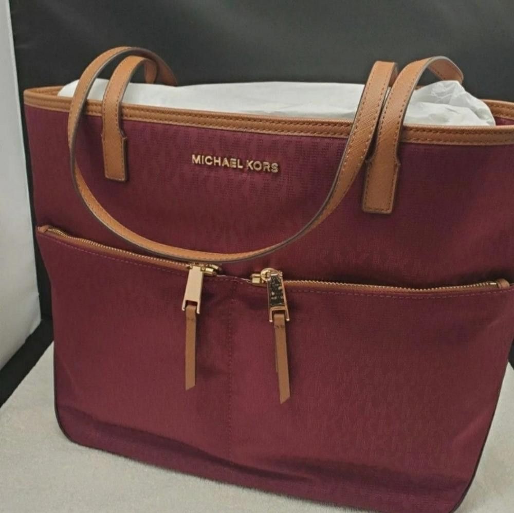 Michael Kors Michael Kors Pocket Nilon Tote Merlot/Gold Style Size ONE SIZE - 3 Thumbnail