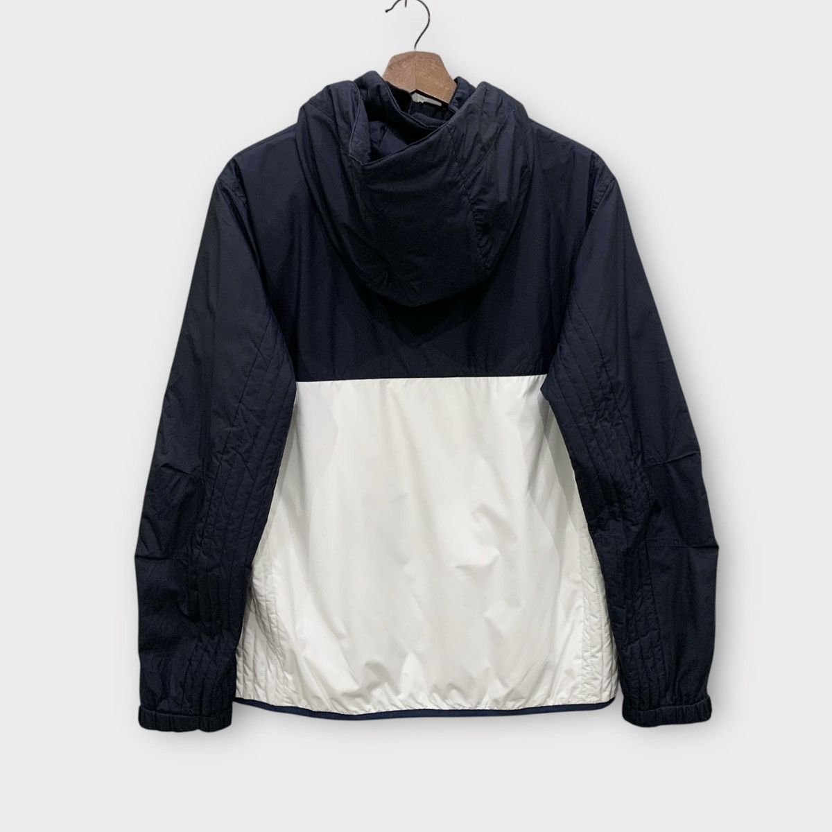 Burberry BURBERRY GOLF NAVY HOODIE LIGHT JACKET Size L / US 10 / IT 46 - 3 Thumbnail